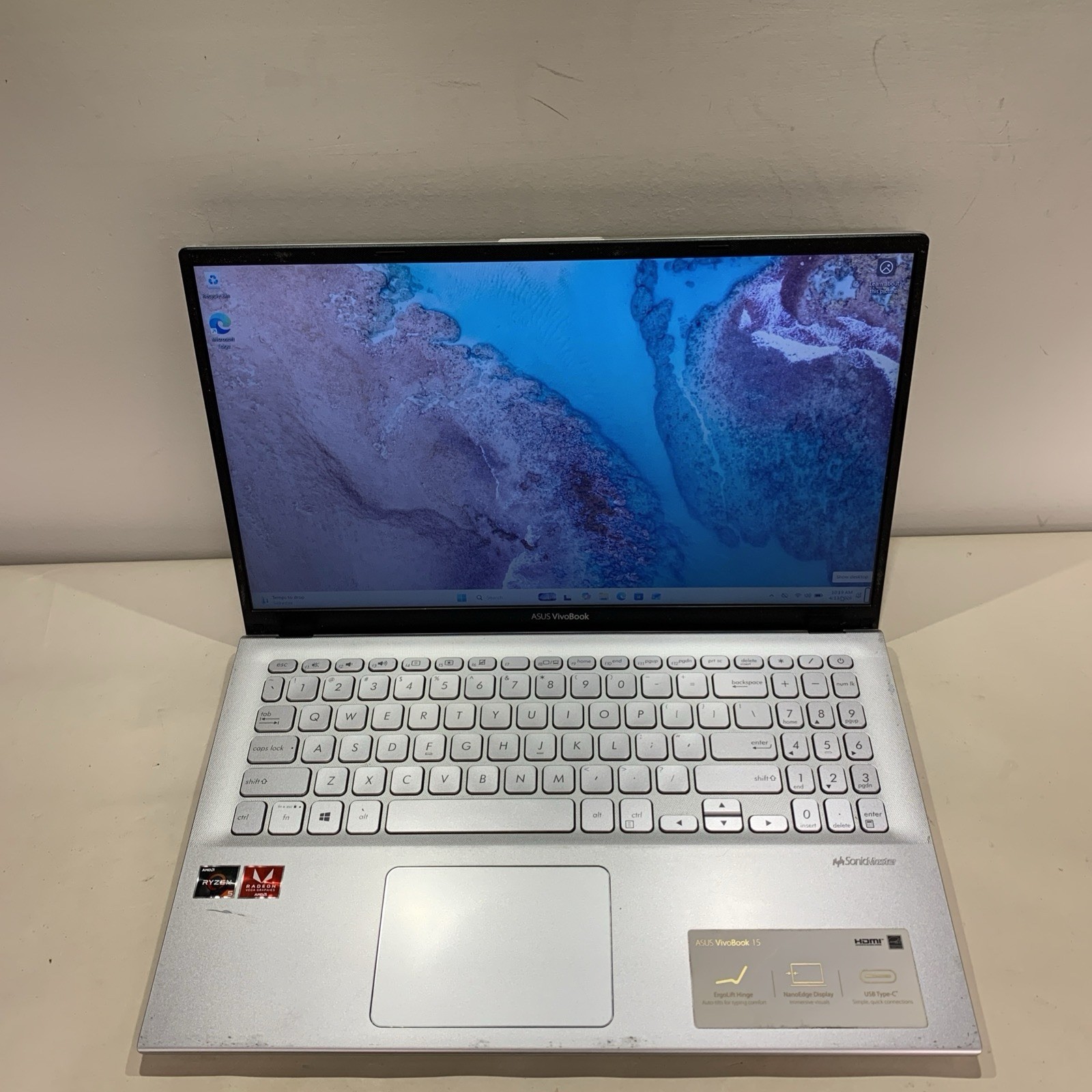 Asus Vivobook 15 X512D 15.6″ AMD Ryzen 5 3500U 8GB RAM 256GB SSD Win11 Home