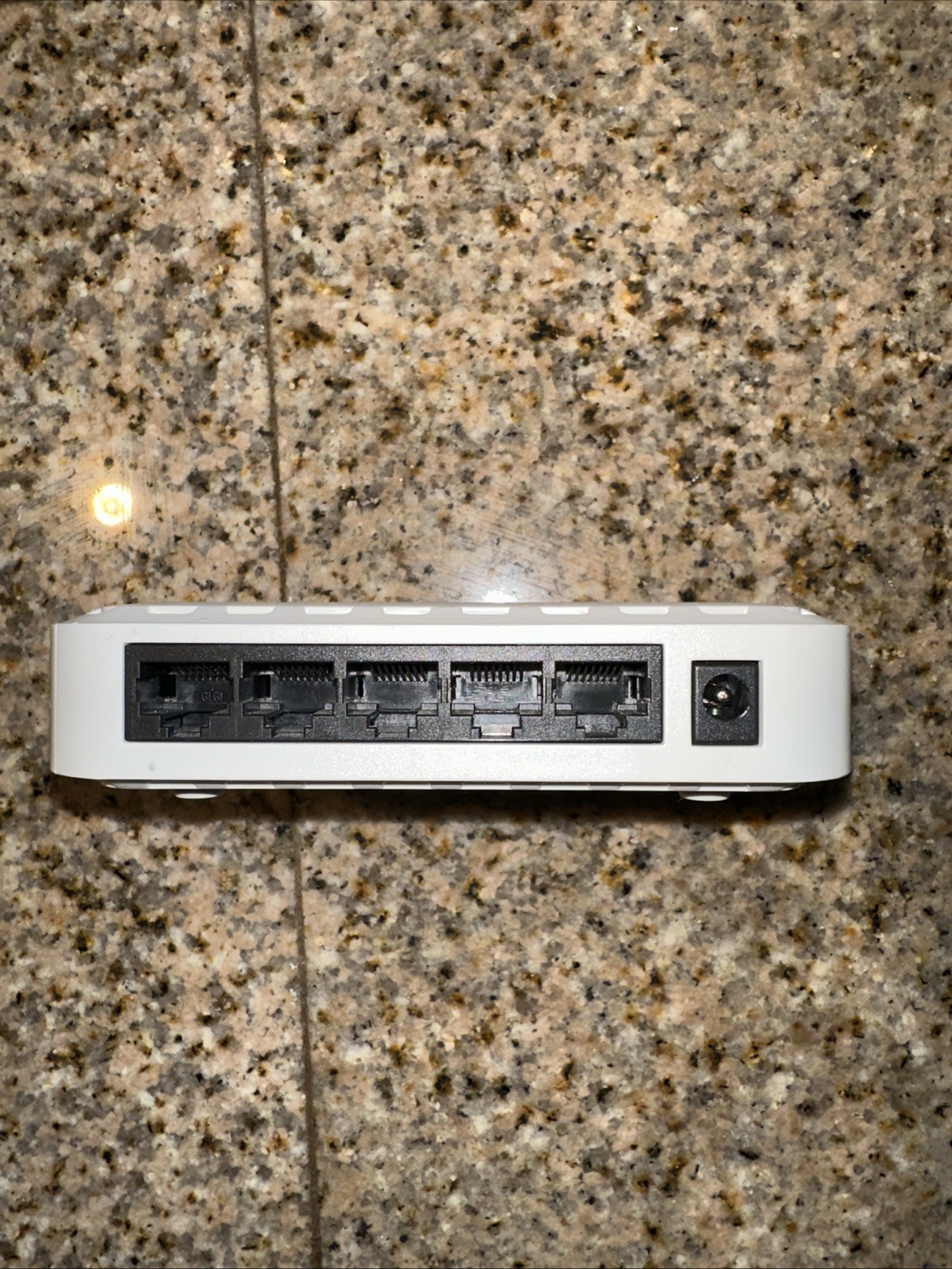 NETGEAR 5-Port Gigabit Ethernet Switch GS605