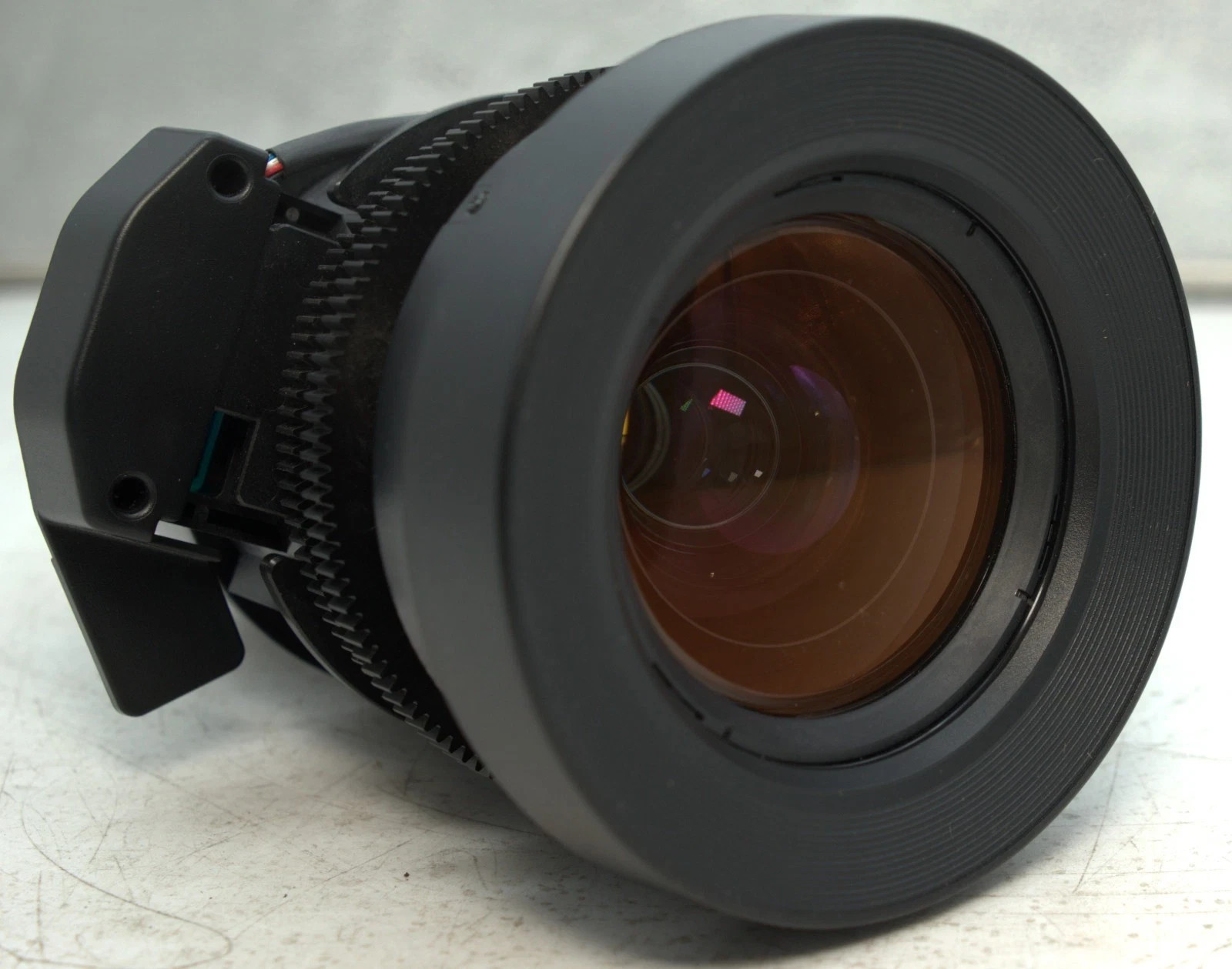 Epson ELPLM08 Middle-Throw Zoom Projector Lens in great working condition