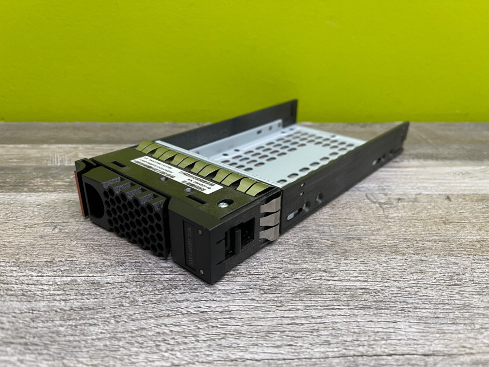IBM 95310-06 0994927-02 Caddy 3.5” 2TB HDD Caddy 45W8286 LFF HS1235-E + Screws