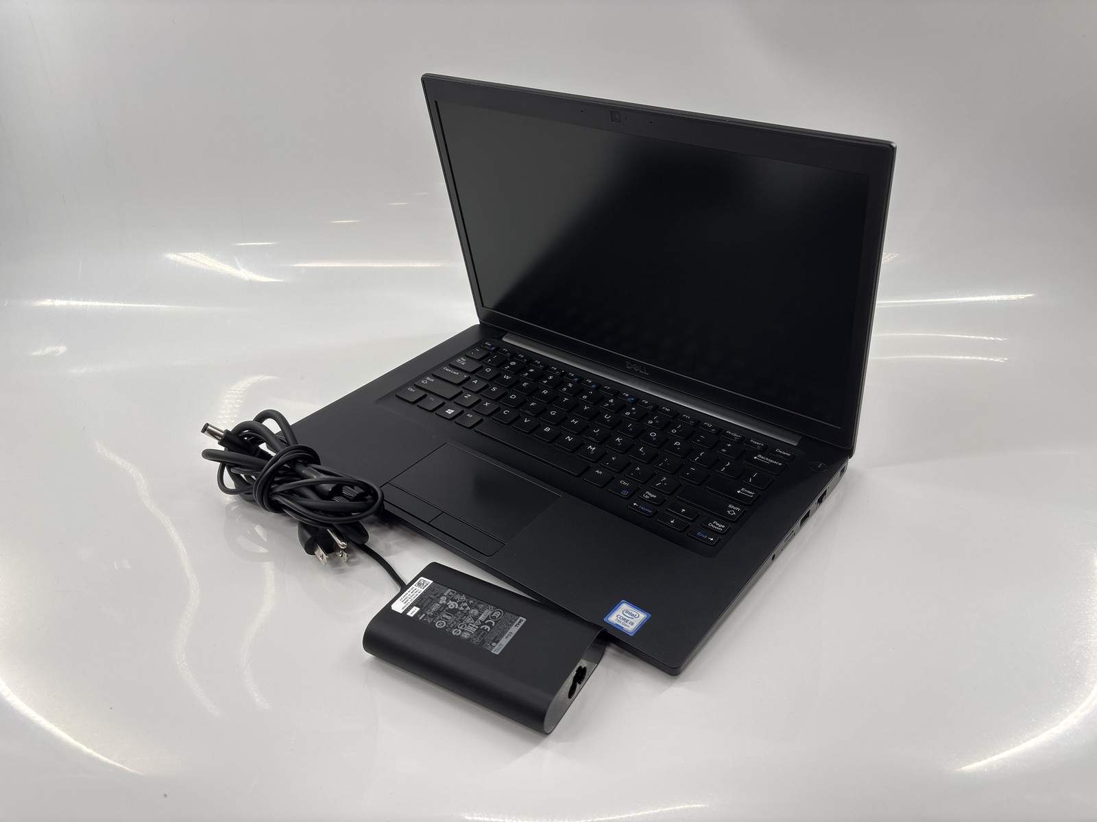 Dell Latitude 7490 Core i5 | 16GB 256GB-SSD | Great Condition*