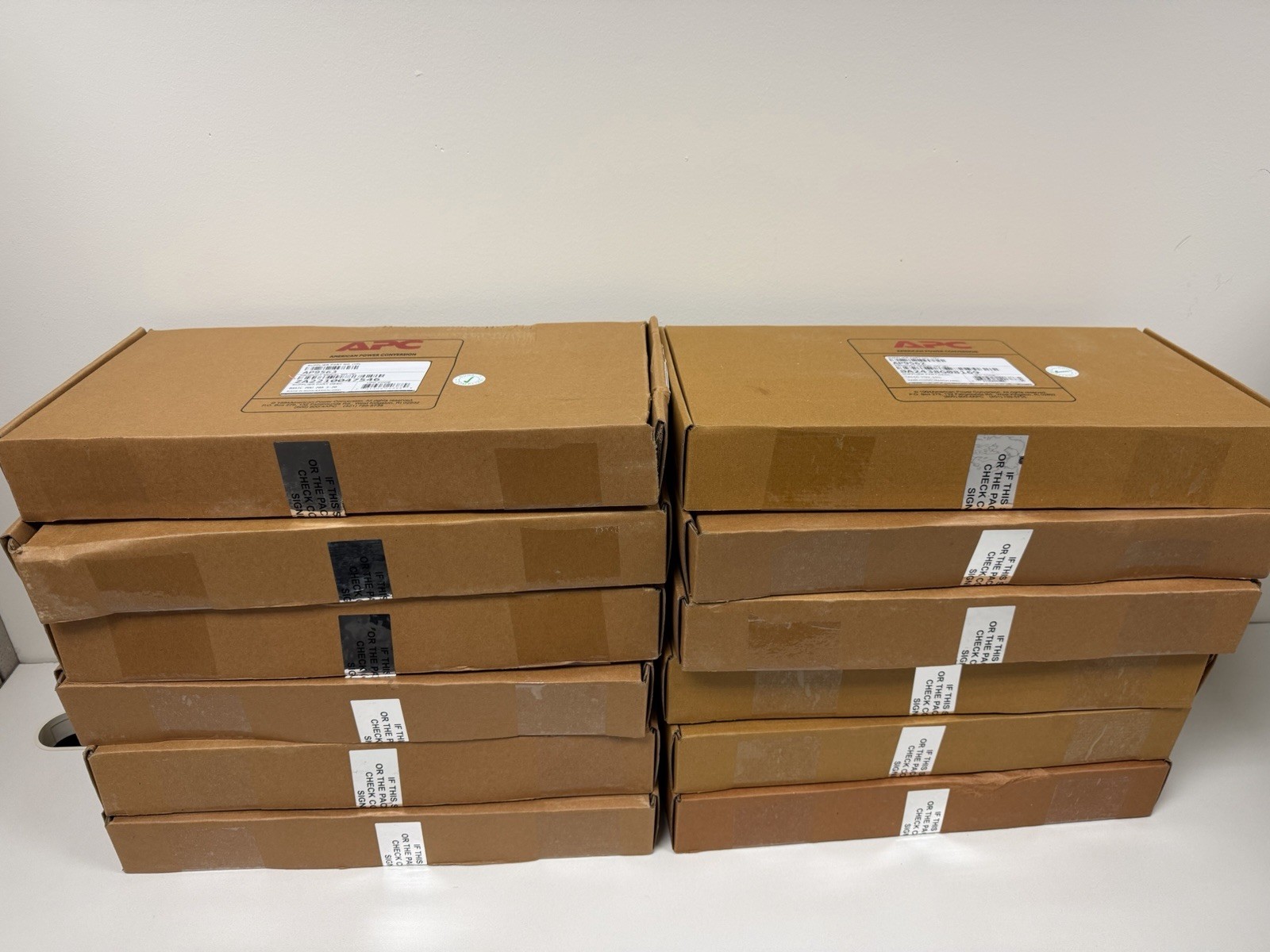 12 APC AP9563 Basic PDU Power Distribution Unit 20A 120V 5-Outlets Brown sealed