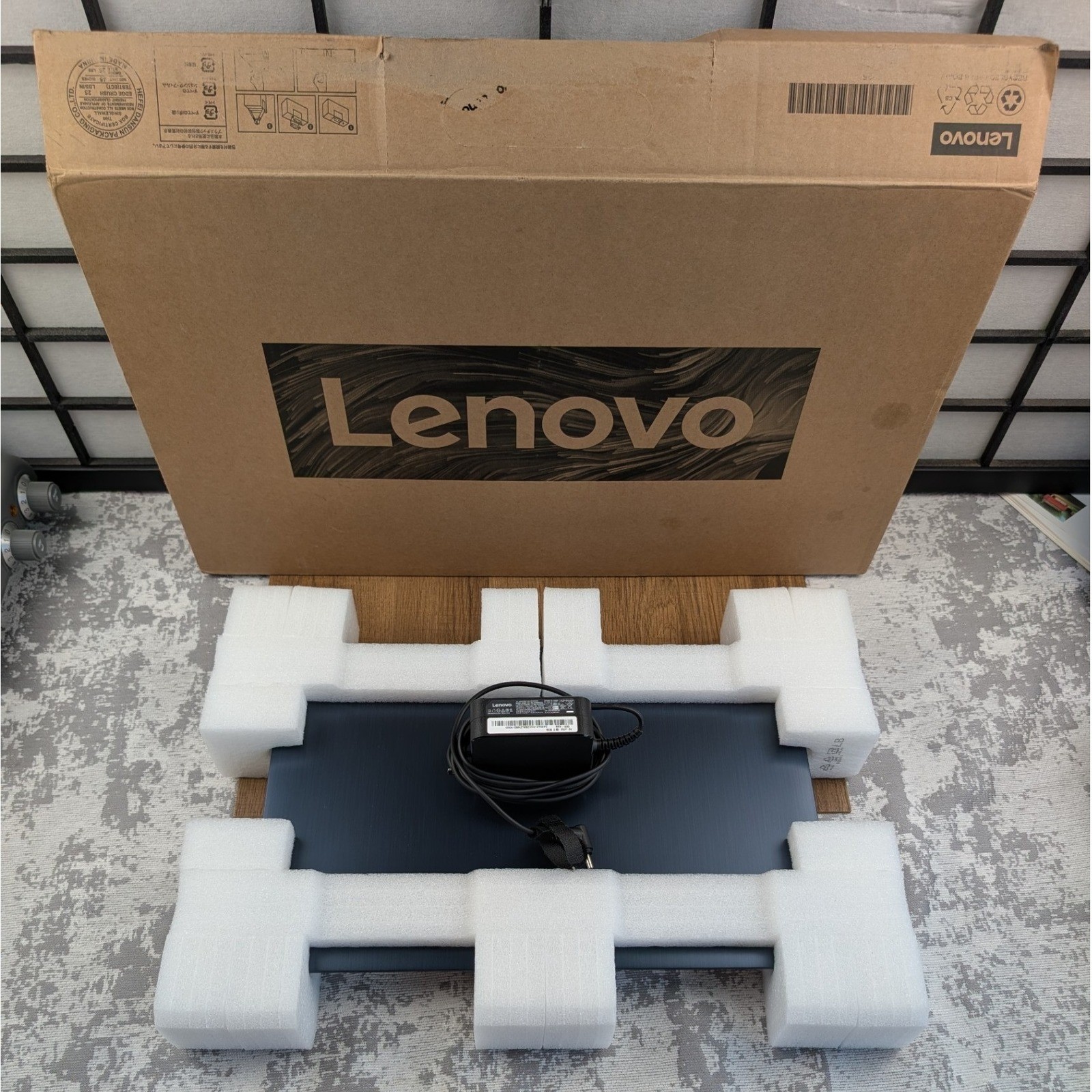 Lenovo IdeaPad 3 15ALC6 AMD Ryzen 7 5700U 12GB RAM 512GB SSD 15.6 Touch Blue