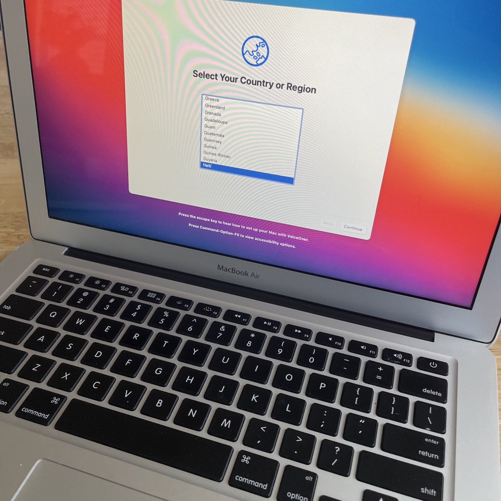 🍎 Apple Bundle – MacBook Pro 2013 | MacBook Air 2013 | iPad2 | AirPods+Acces
