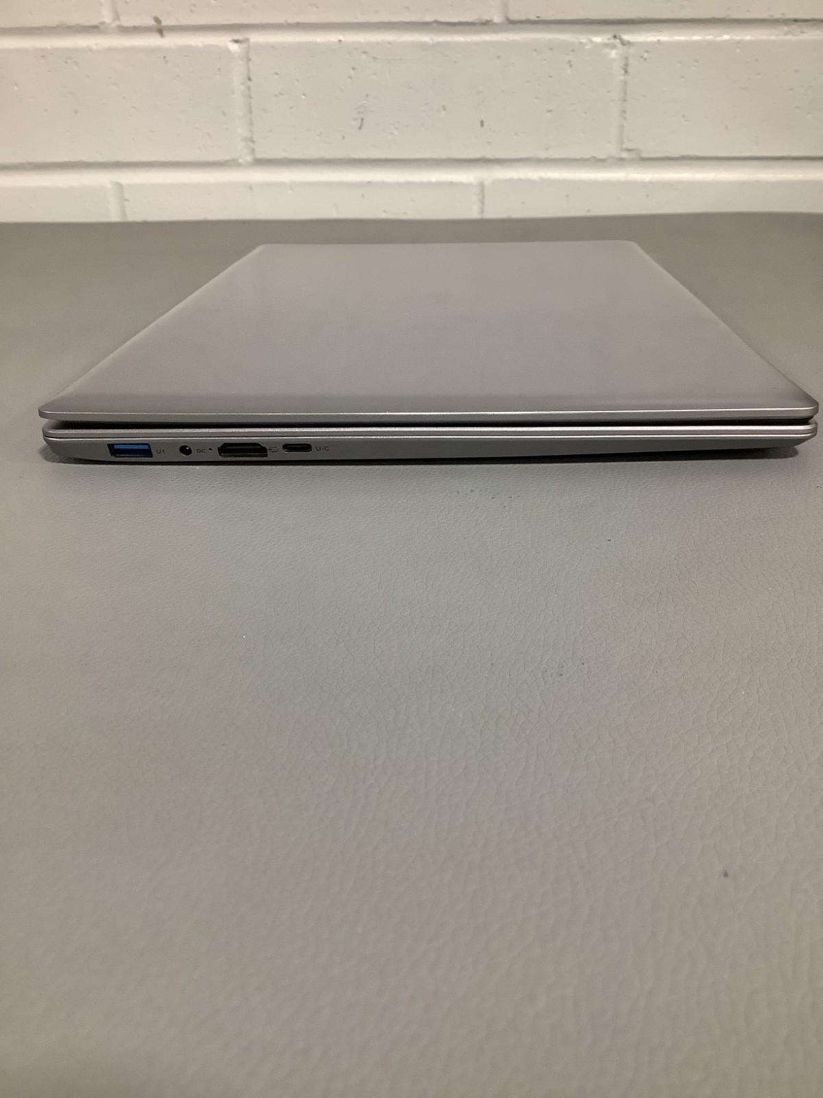 Jumper EZbook S7Hi JNF12 15.6in Laptop 128GB+512GB (JPNLDAD330742)