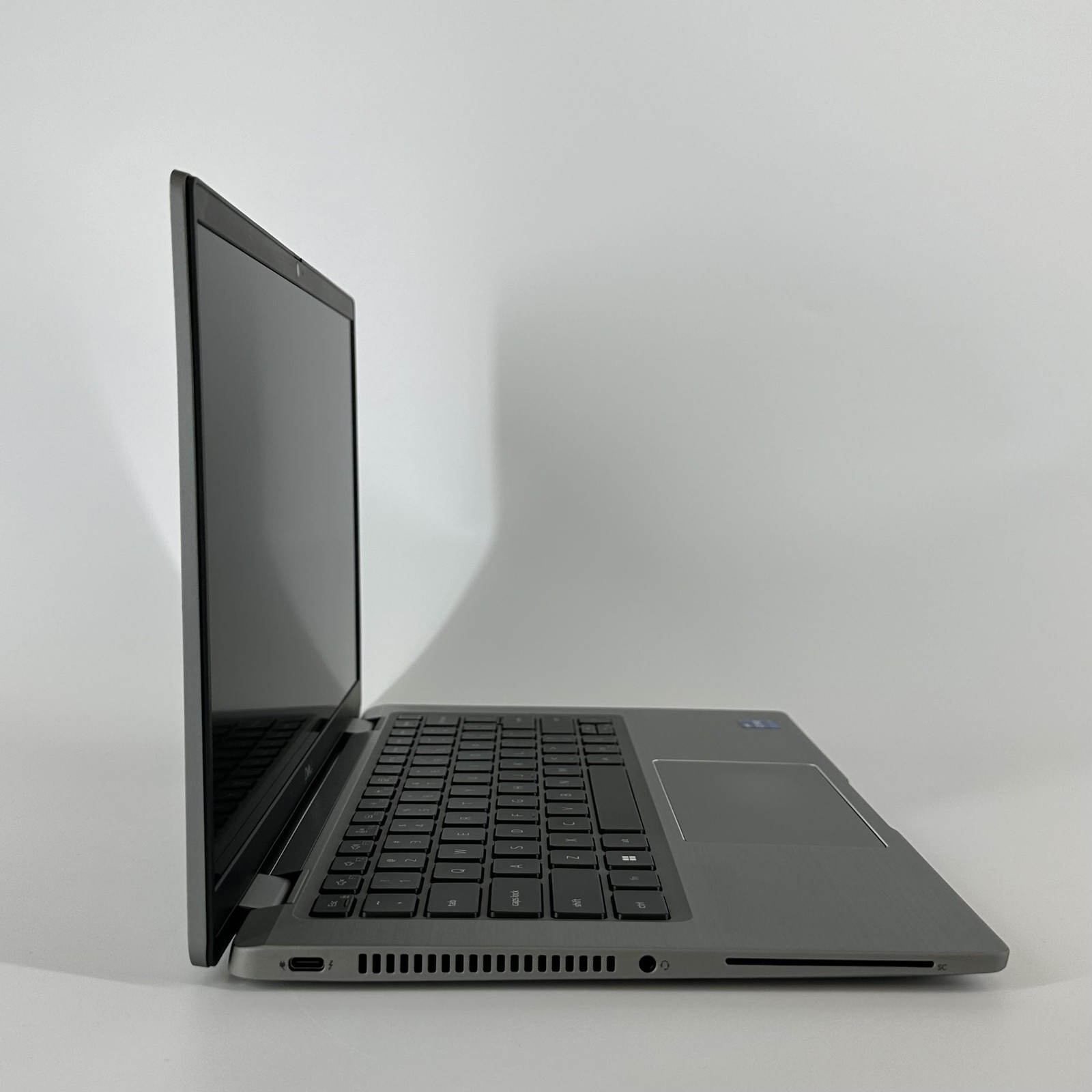 Dell Latitude 7430 14 Gray FHD 1.7 GHz i7-1255U 16GB 512GB SSD Good