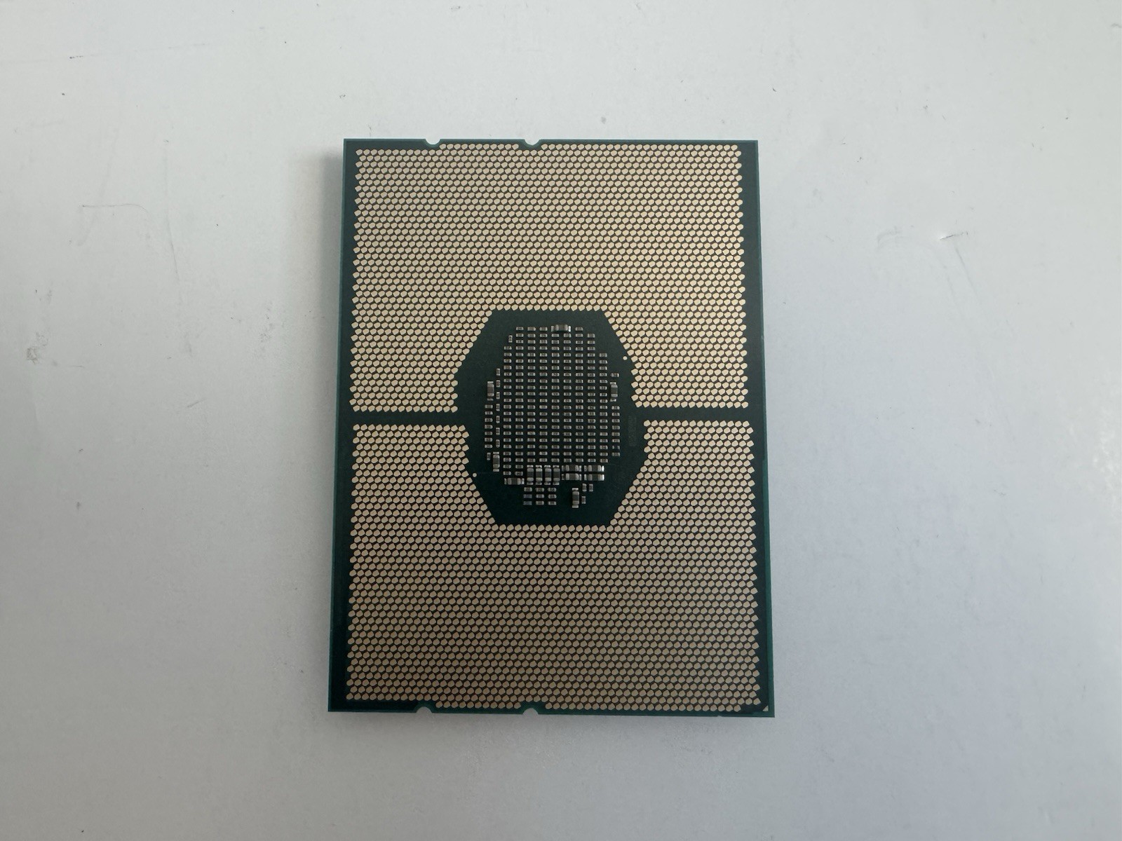Intel Xeon Gold 6246R 3.4GHz 16-Core 35.75MB LGA3647 Processor SRGZL