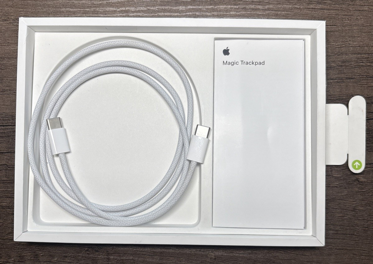 Apple Magic TrackPad White Multi-Touch Surface (USB-C) 2024 A3120 MXK93AM/A