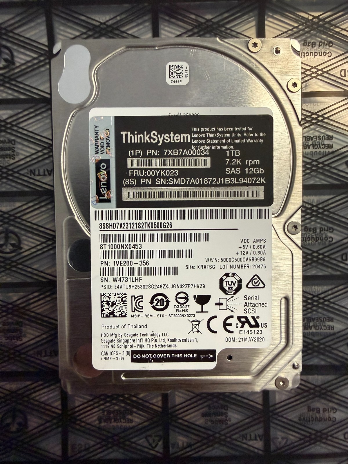 Seagate 1TB 7200RPM SAS 12Gbps 128MB Cache (512n) 2.5″ Hard Drive ST1000NX0453