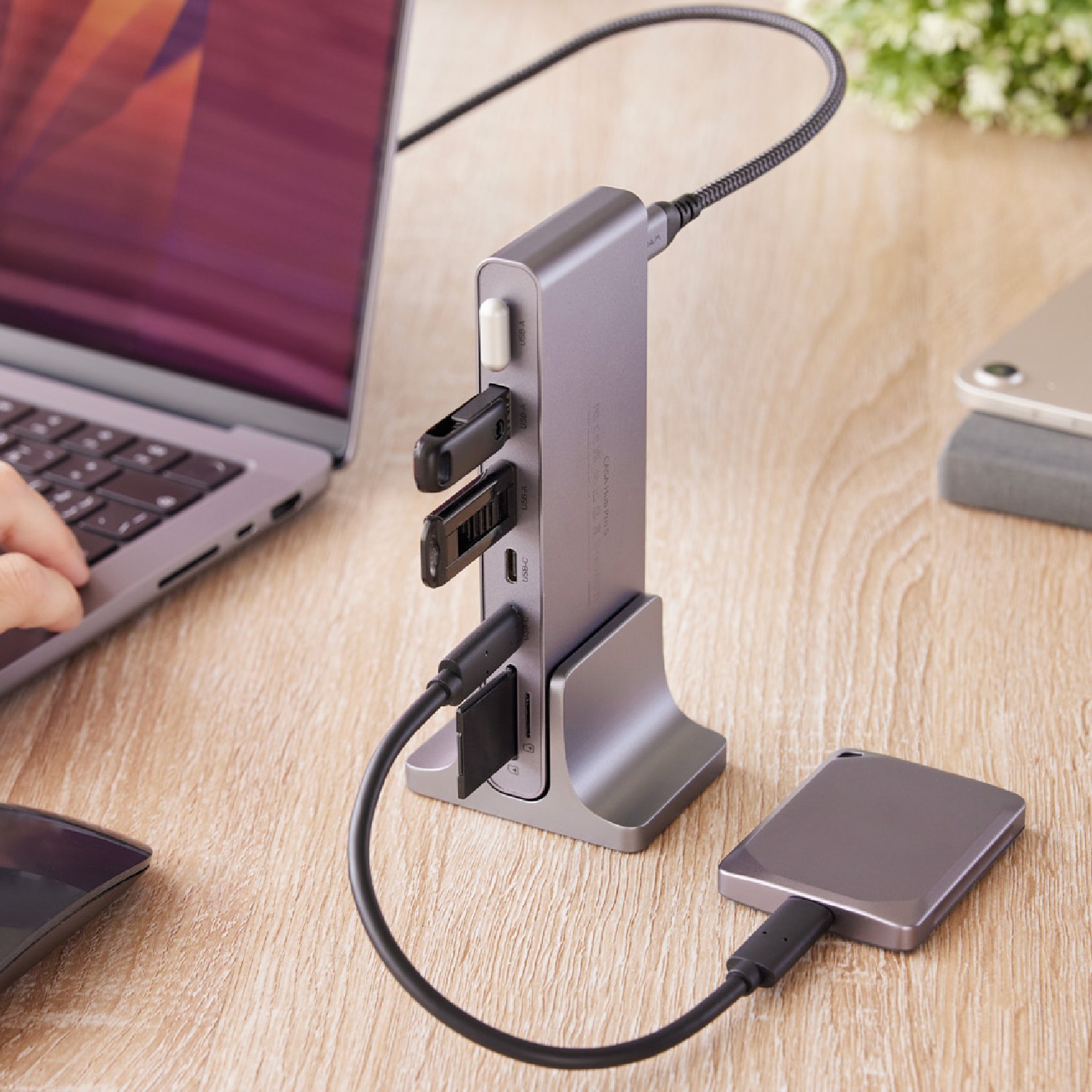 ADAM elements Hub Pro S 12-in-1 USB-C Hub Triple Display 4K HDMI 100W PD RJ45