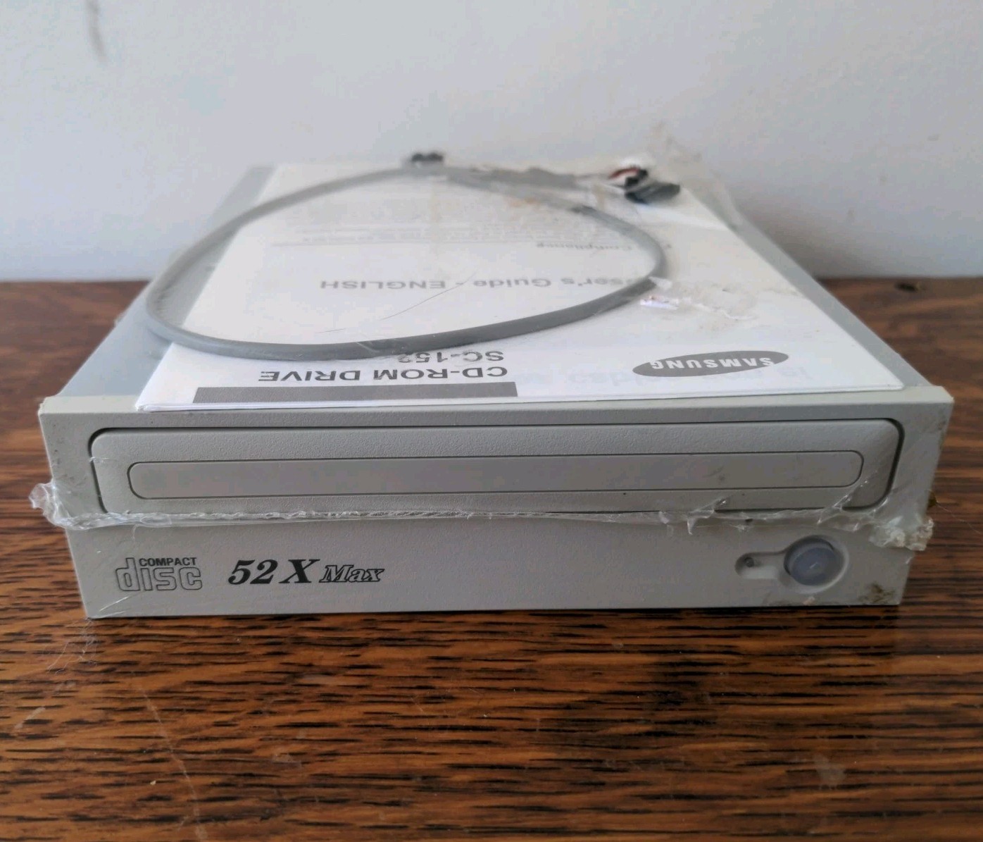 Samsung SC-152 52X Max CD-ROM E-IDE Drive – Vintage 2001 Optical Drive NIP