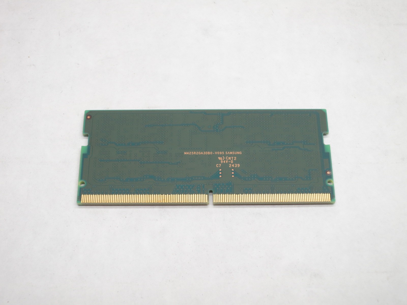 M425R2GA3BB0-CWM SAMSUNG 16GB DDR5 5600 1Rx8 CL46 PC5-44800 1.1V 262-PIN SODIMM