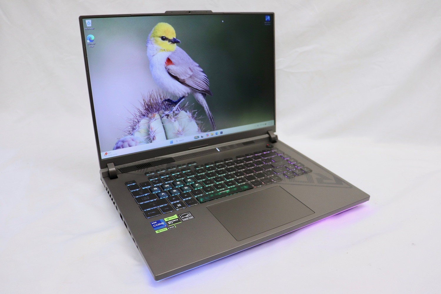 ASUS ROG Strix G16 G614JV i7-13650HX RTX 4060 16GB 1TB SSD 165Hz W11