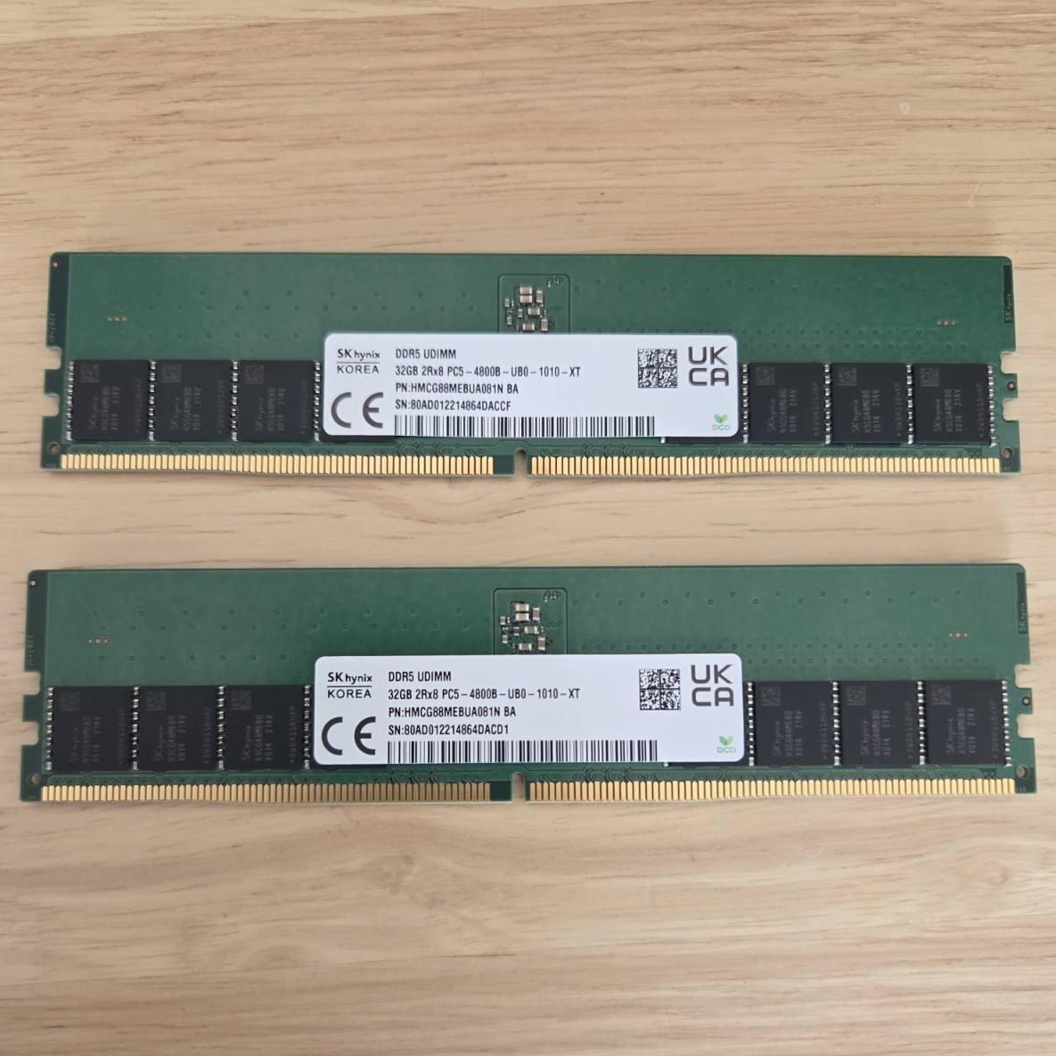 SK hynix 64GB (2x32GB) DDR5 UDIMM PC5-4800B 288-Pin HMCG88MEBUA081N