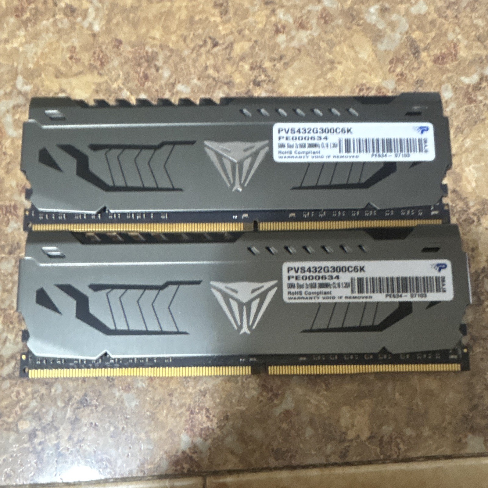 Patriot Viper Steel 32GB (2x16GB) DDR4 3000MHz PC4-24000 288-Pin DIMM RAM