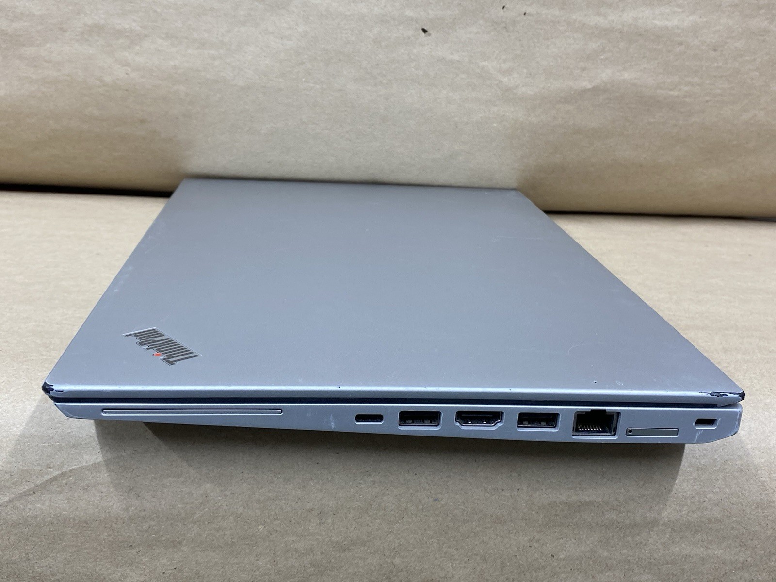 Lenovo T470s – 14″ 2560*1440 – i7-7600U – 8GB – 128GB SSD – Win 10 Pro READ