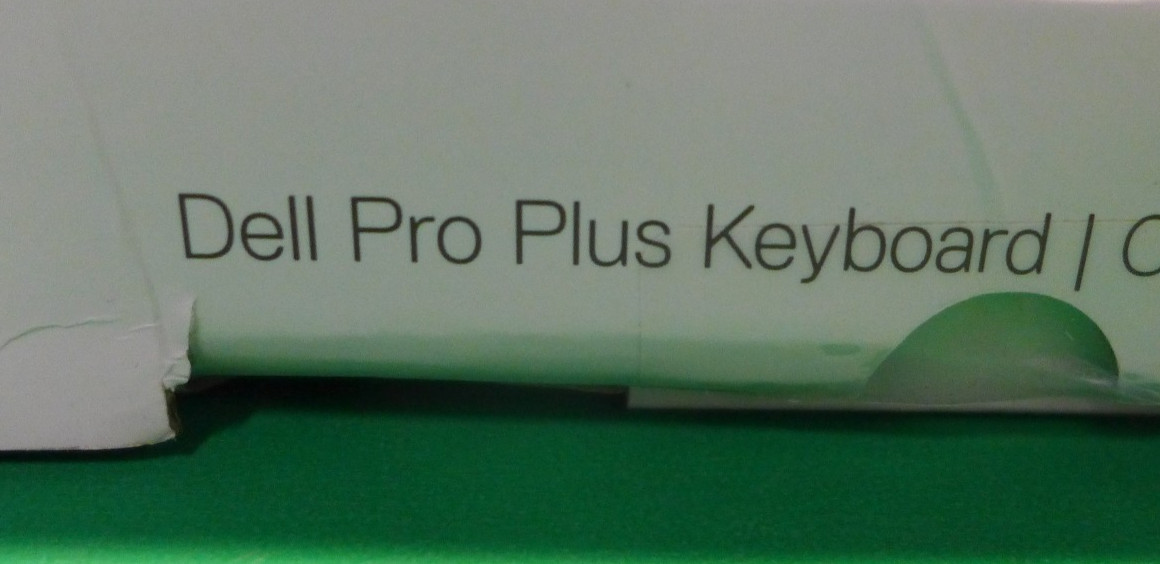 NEW Dell Pro Plus Keyboard Wireless KB700 811GP