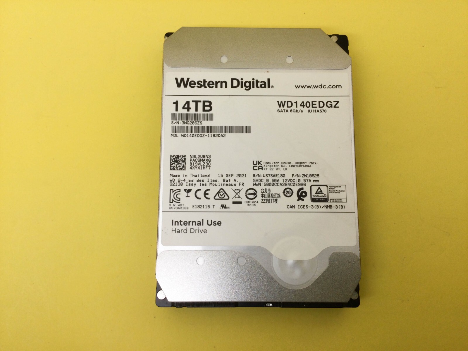 Western Digital 14TB 5400 RPM SATA 6Gb/s 3.5” HDD WD140EDGZ