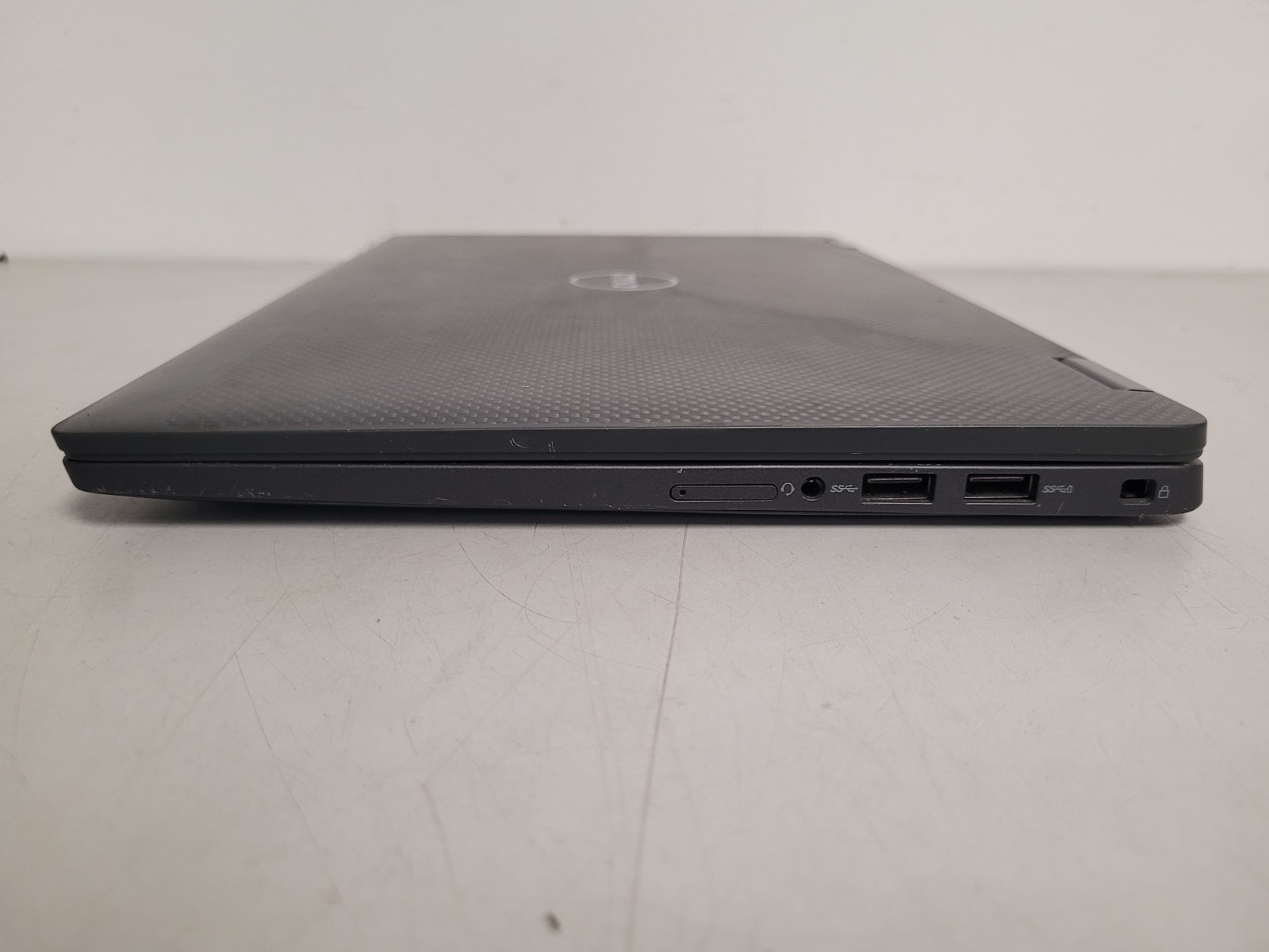 Dell latitude 7410 14″ touch i5-10310u 1.7ghz 8gb ram 512gb ssd w11p 84VYY33