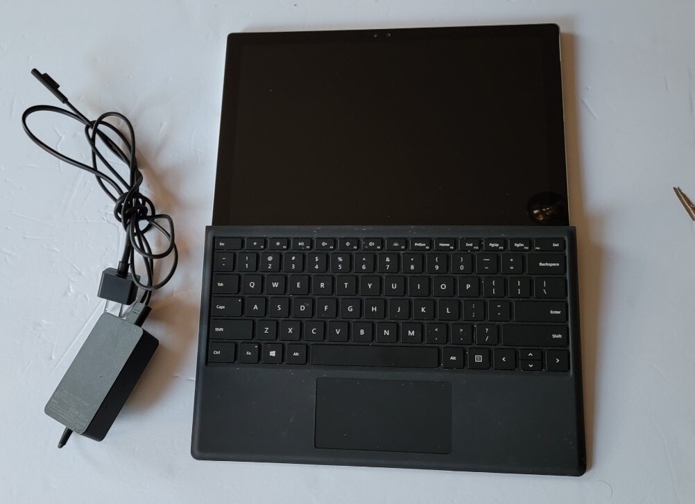 Microsoft Surface 8GB Intel I5-6300u 256GB Laptop FOR PARTS OR NOT WORKING