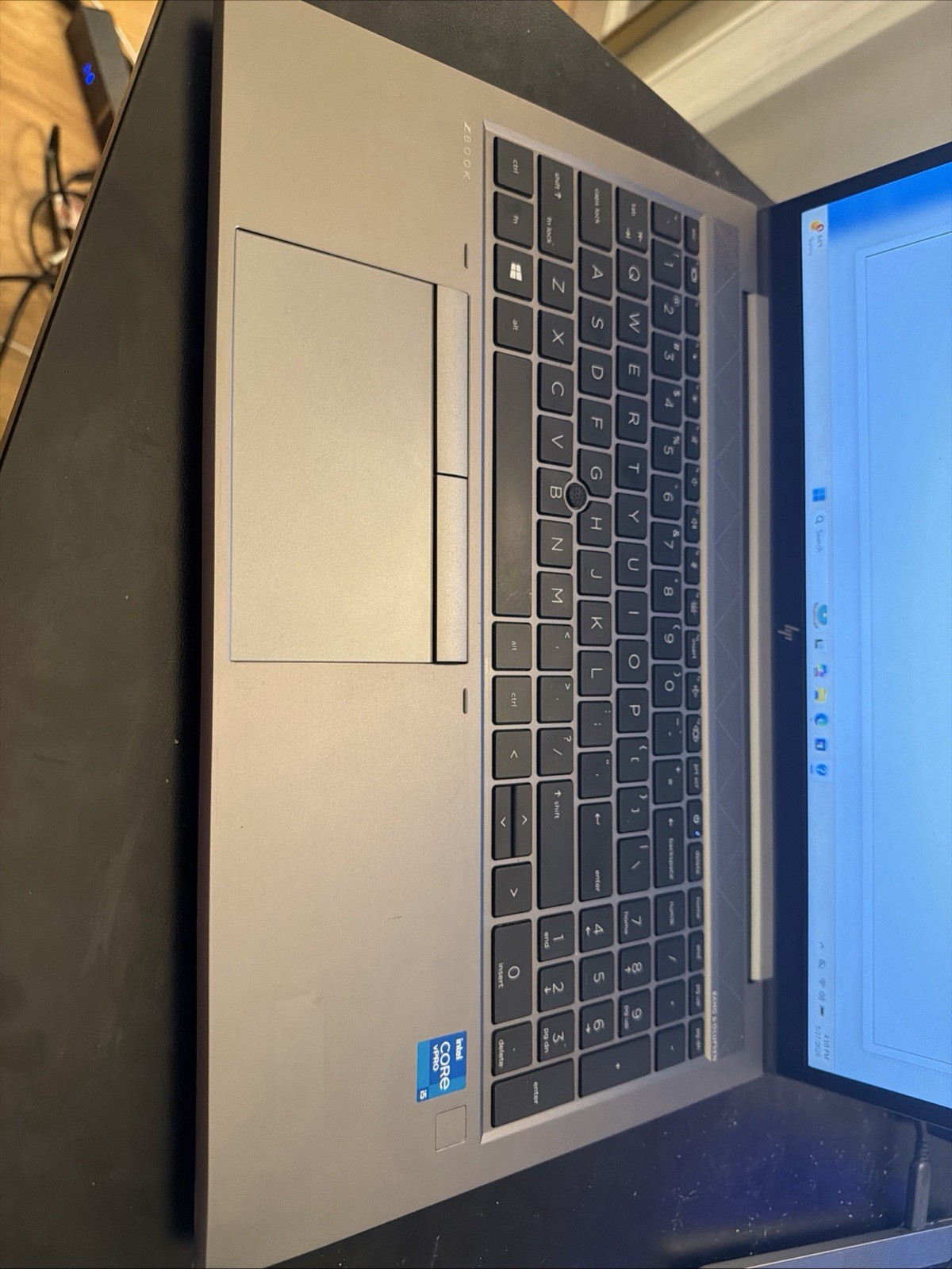 HP ZBook Firefly 15 G8 i5-1145G7 16GB RAM 256GB SSD Win 11 Pro No Charger