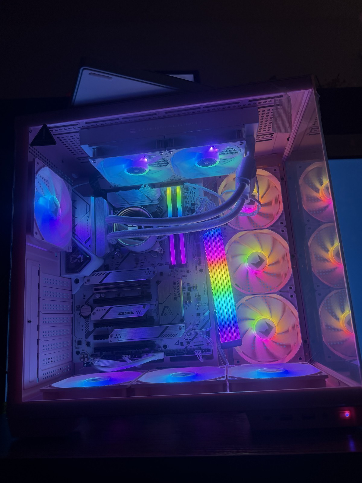 computer…. cpu 14600 16gb ram ddr5 motherboatd aus