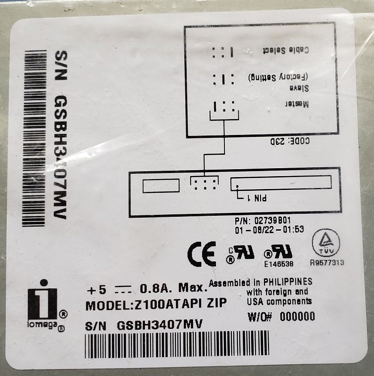 Genuine IOMEGA Z100ATAPI 100MB SuperFloppy Internal IDE ZIP drive **NEW / NOS**