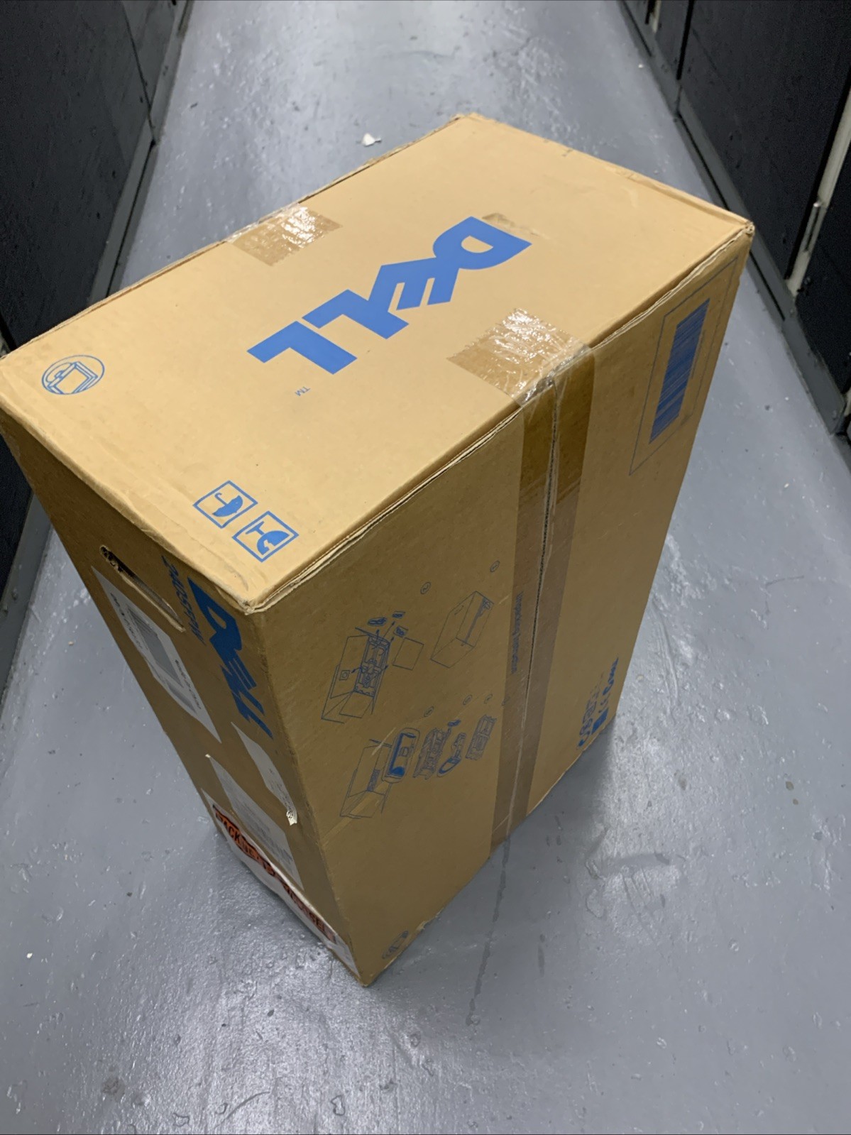 Dell 2405FPW LCD Monitor New in Box Free Shipping