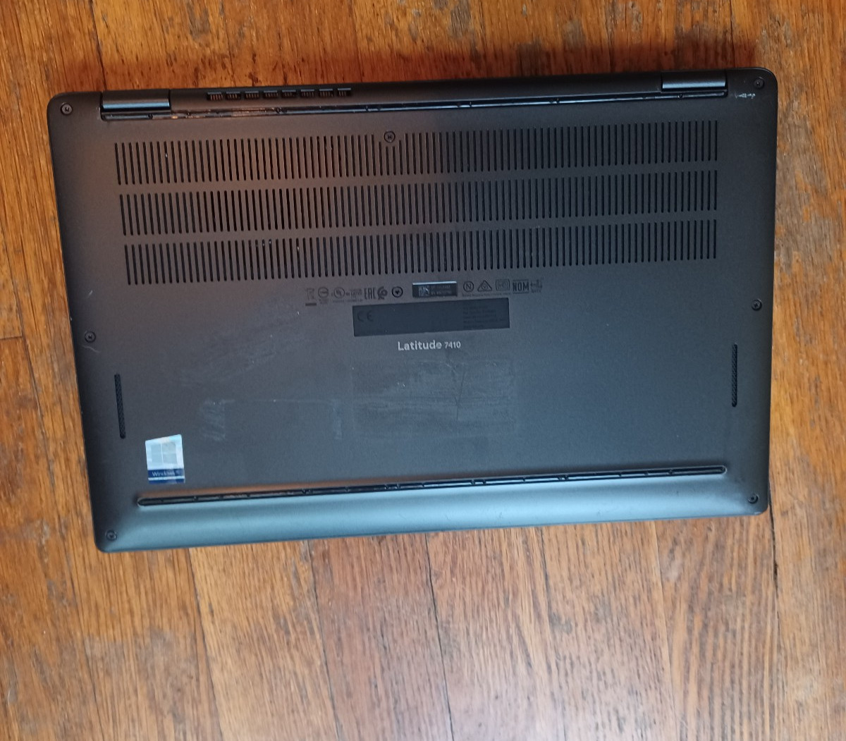 Dell Latitude 7410 14″ i7-10610U Gen 10 16GB 500B SSD Win 10. No AC Adap