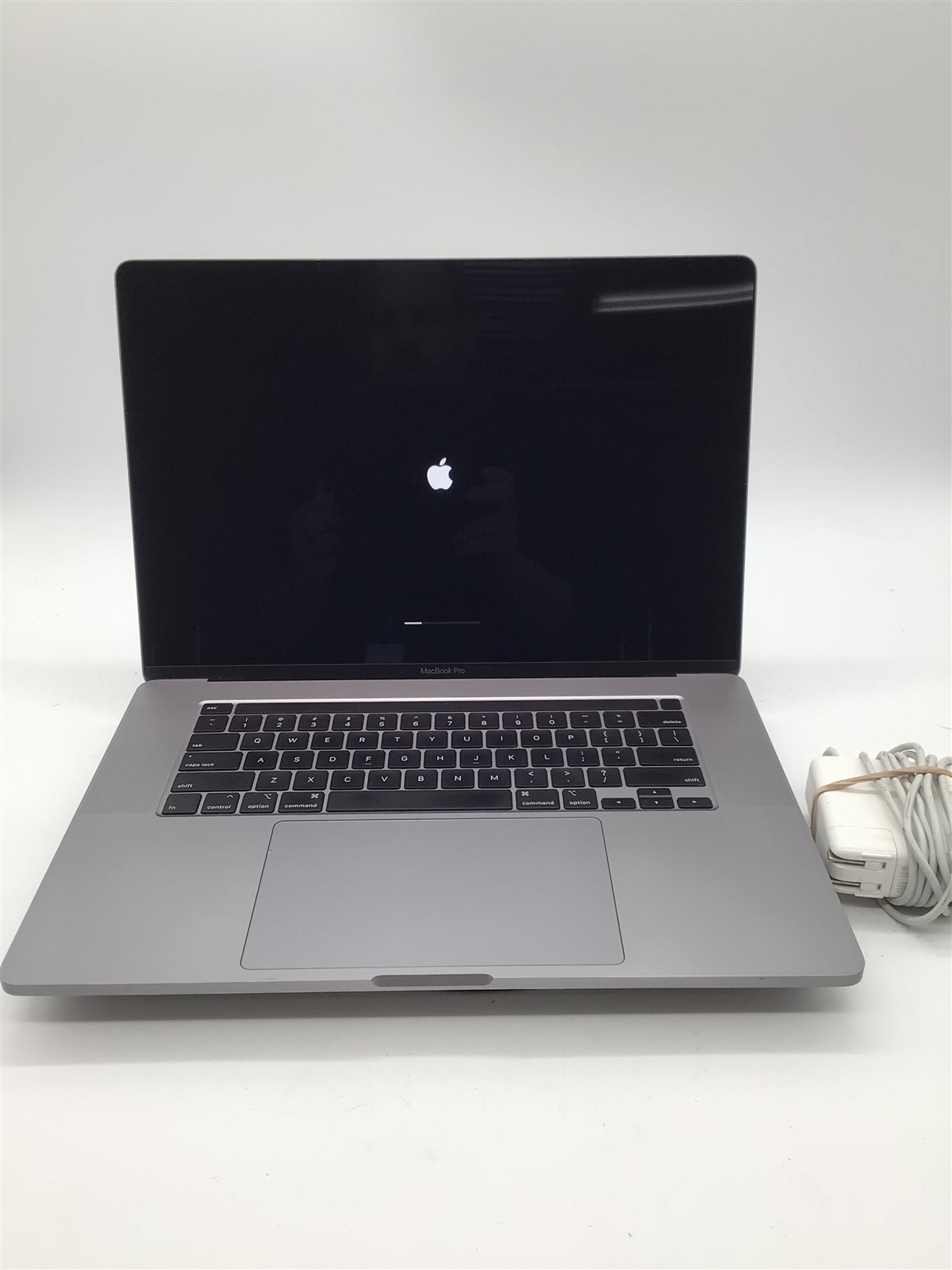 Apple Macbook Pro 16″ A2141 2019 i9-9980HK 2.40GHz/32GB RAM/512GB NVMe