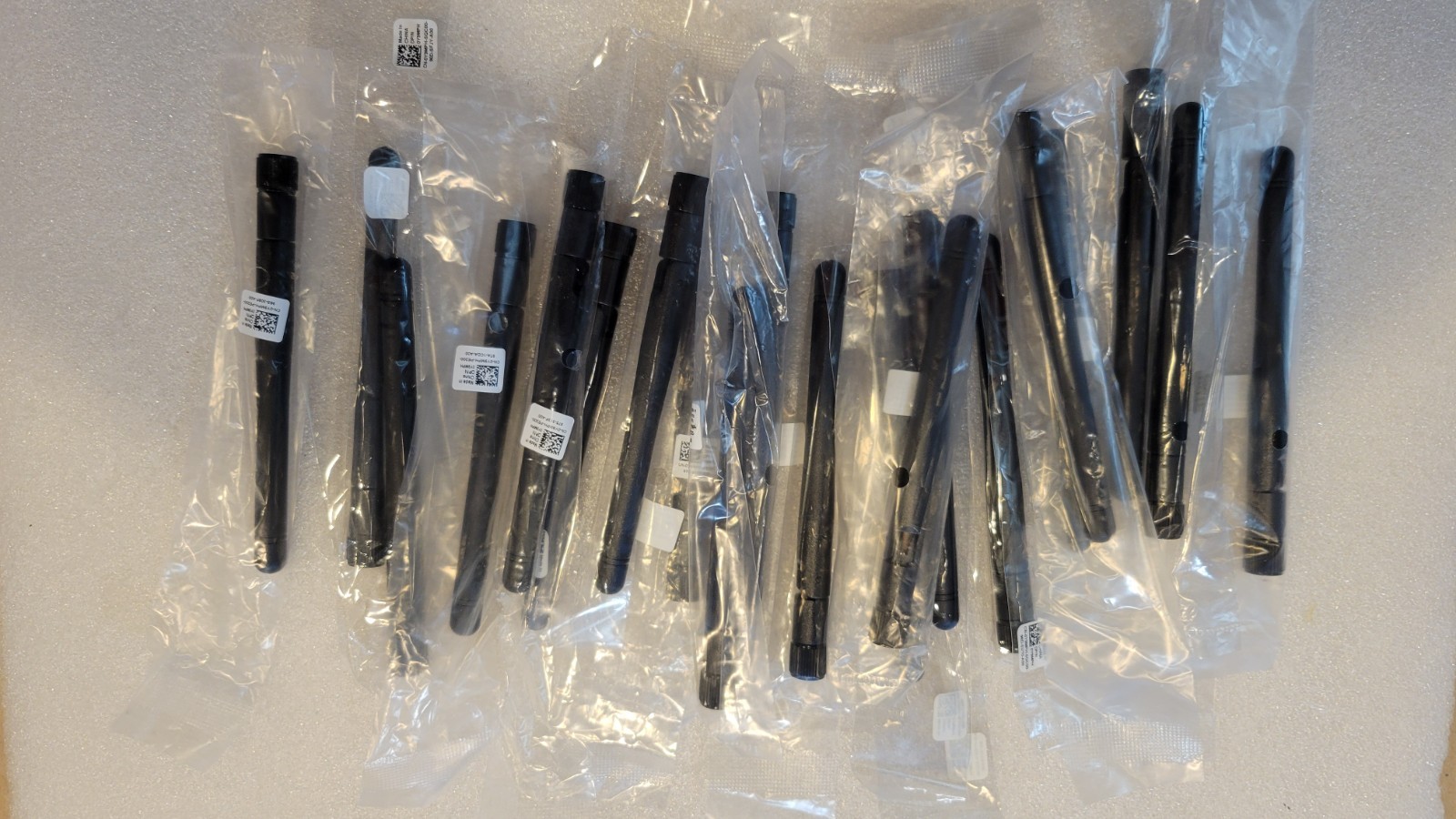 LOT of 20 New Dell Antenna Y9MPH SMA WiFi Omni Directional 108mm 2dBi 2.4GHz