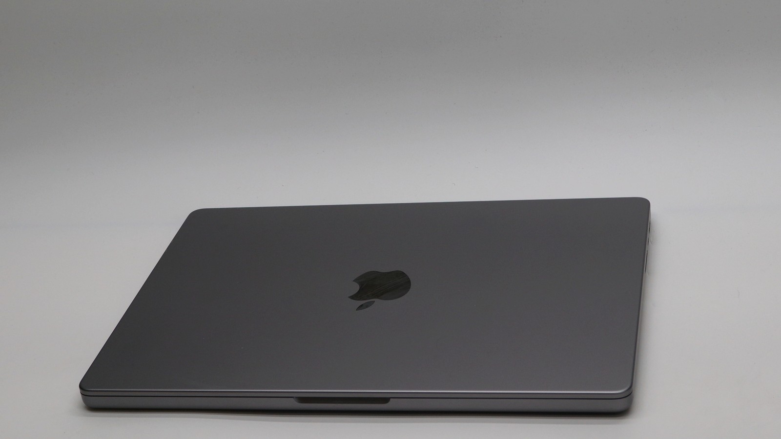 Apple MacBook Pro 14 M1 Max 10-Core 64GB 512GB Gray 2021 – Used Very Good