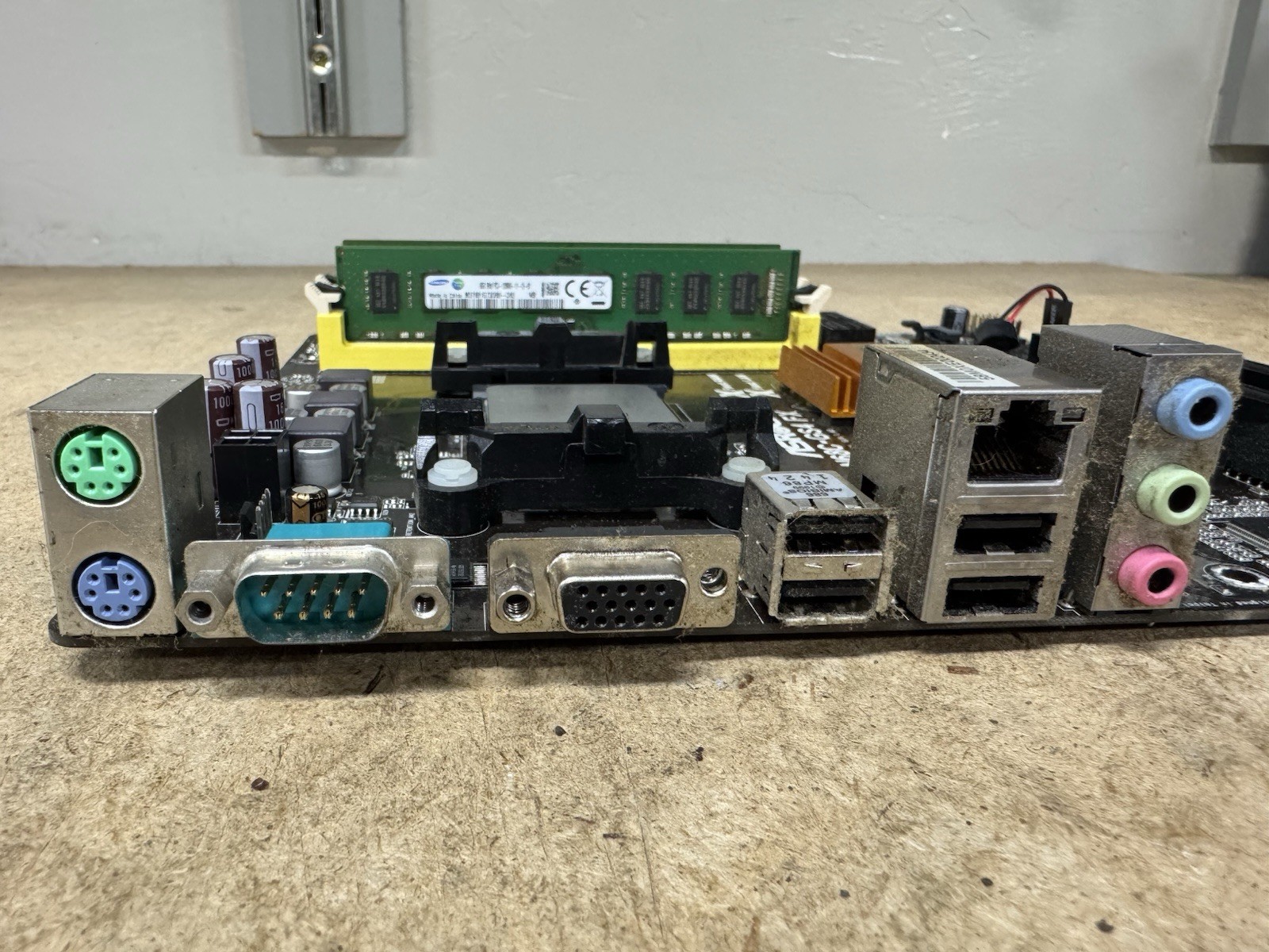 ASRock N68C-GS4 FX Mobo + FX6300 CPU + 16GB DDR3 RAM + GTX470 GPU Combo Tested