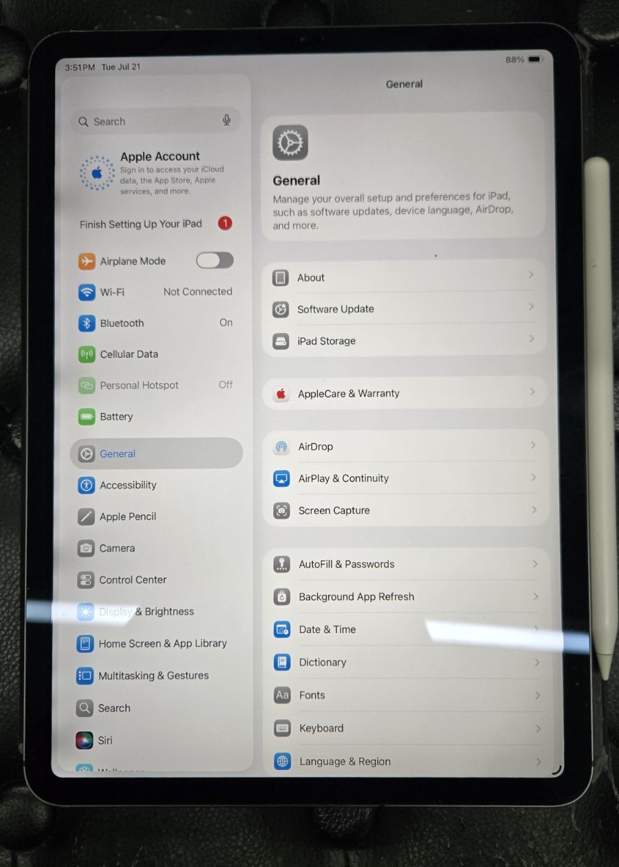 Apple iPad Pro 11″ (2nd Gen) A2230 1 TB, Wi-Fi + 4G – Space Gray+Magic Keyboard