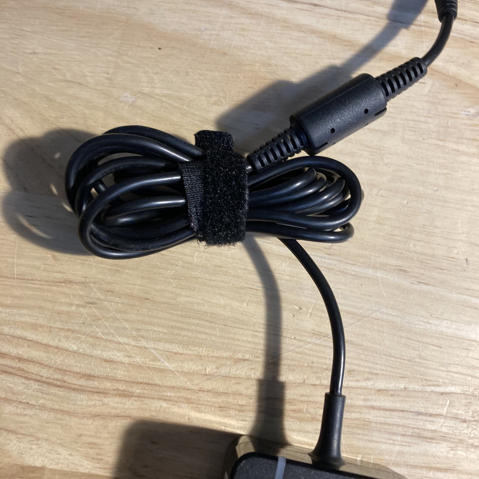 Samsung AC Adapter W14-026N1A Power Supply 12V 2.2A Charger AD-2612AUS
