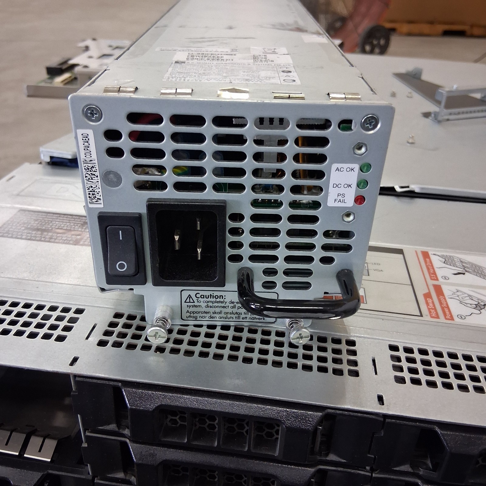 Juniper MX480 1200W AC Power Supply PWR-MX480-1200-AC 740-022697