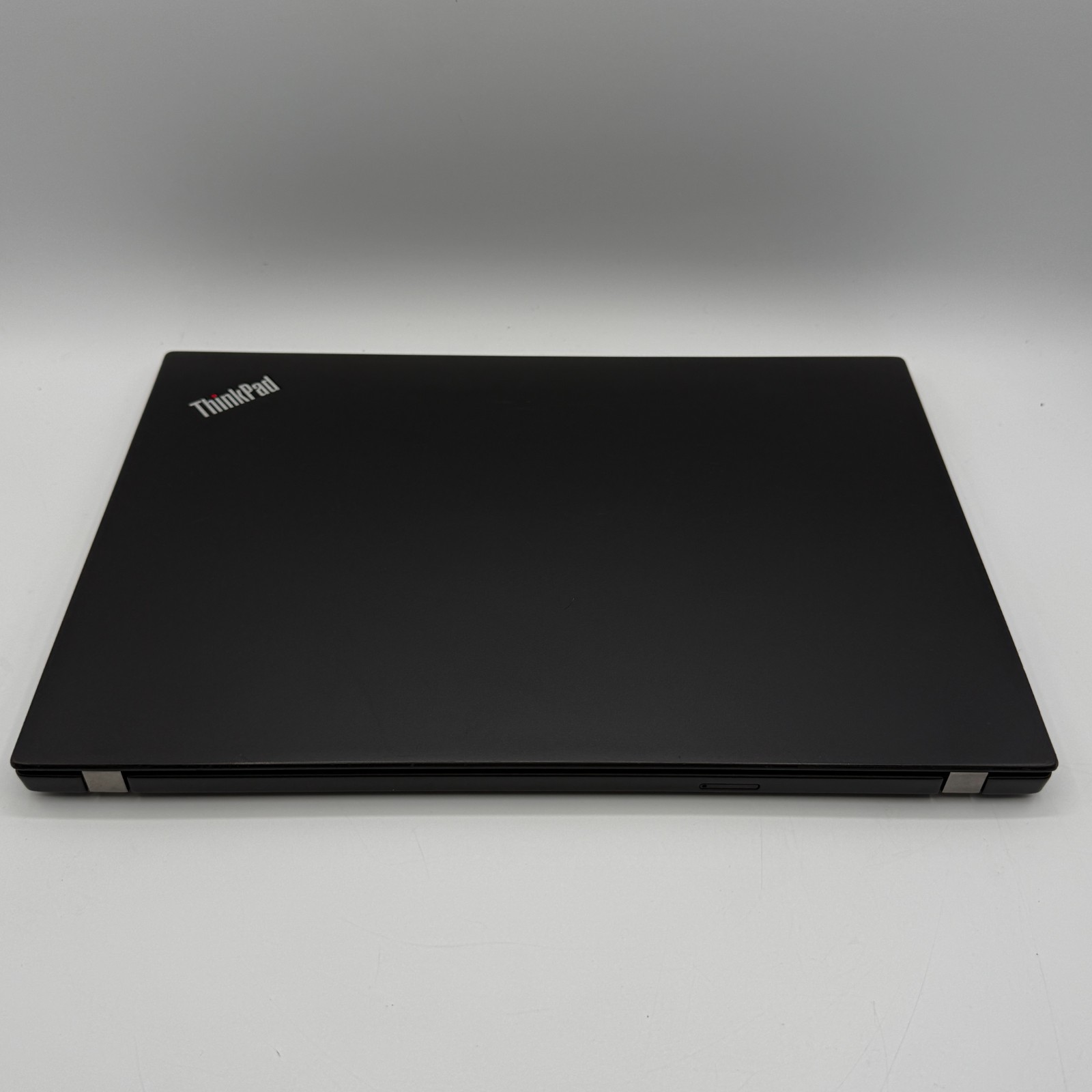 Lenovo ThinkPad T490s 14″ i5-8265U 8GB RAM 256GB SSD Win11 Pro Fingerprin Fair