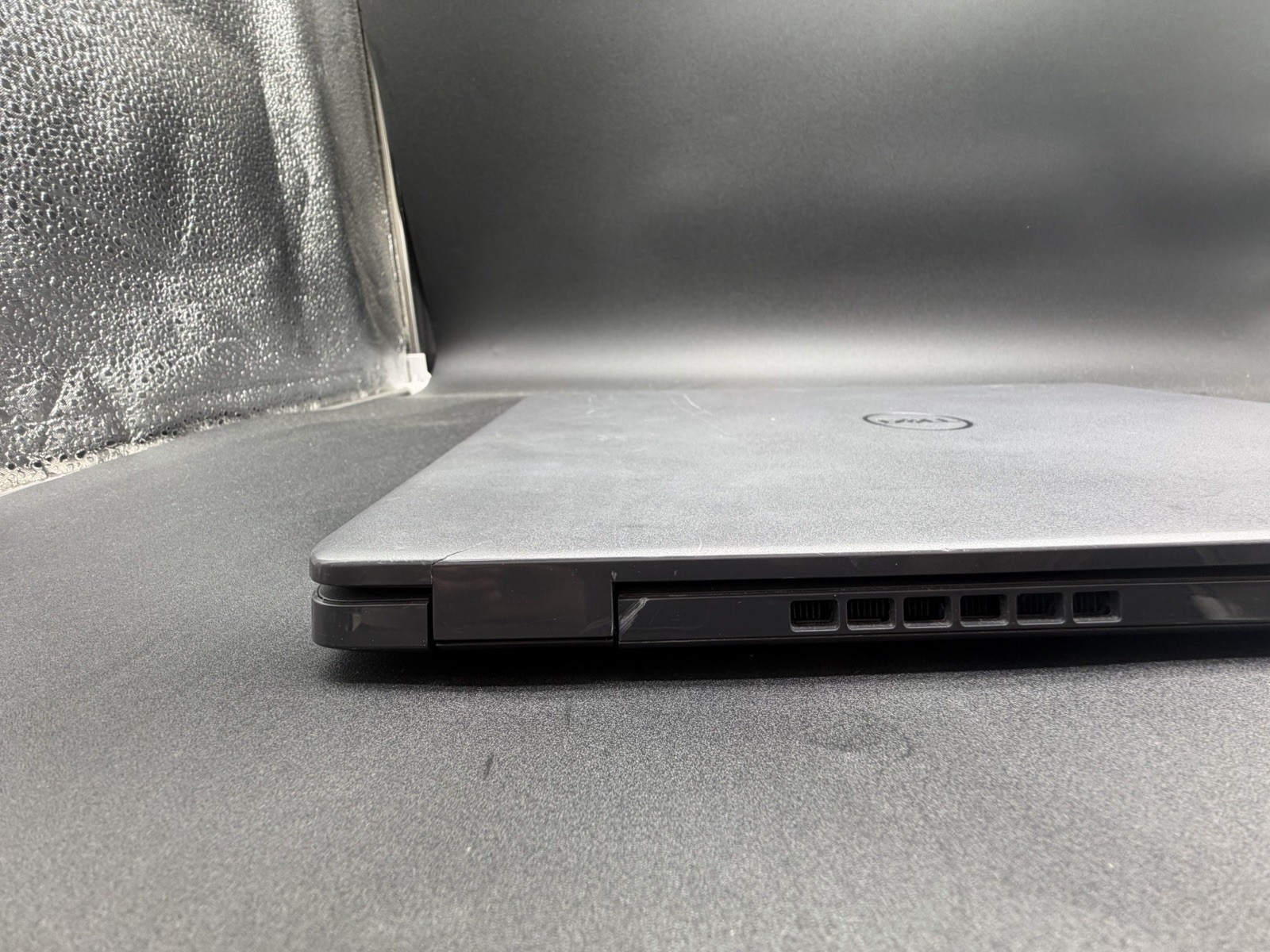 Dell Latitude 3510 15.6″ Intel Core i5-10210U 1.60GHz 16GB RAM 256GB SSD W11P