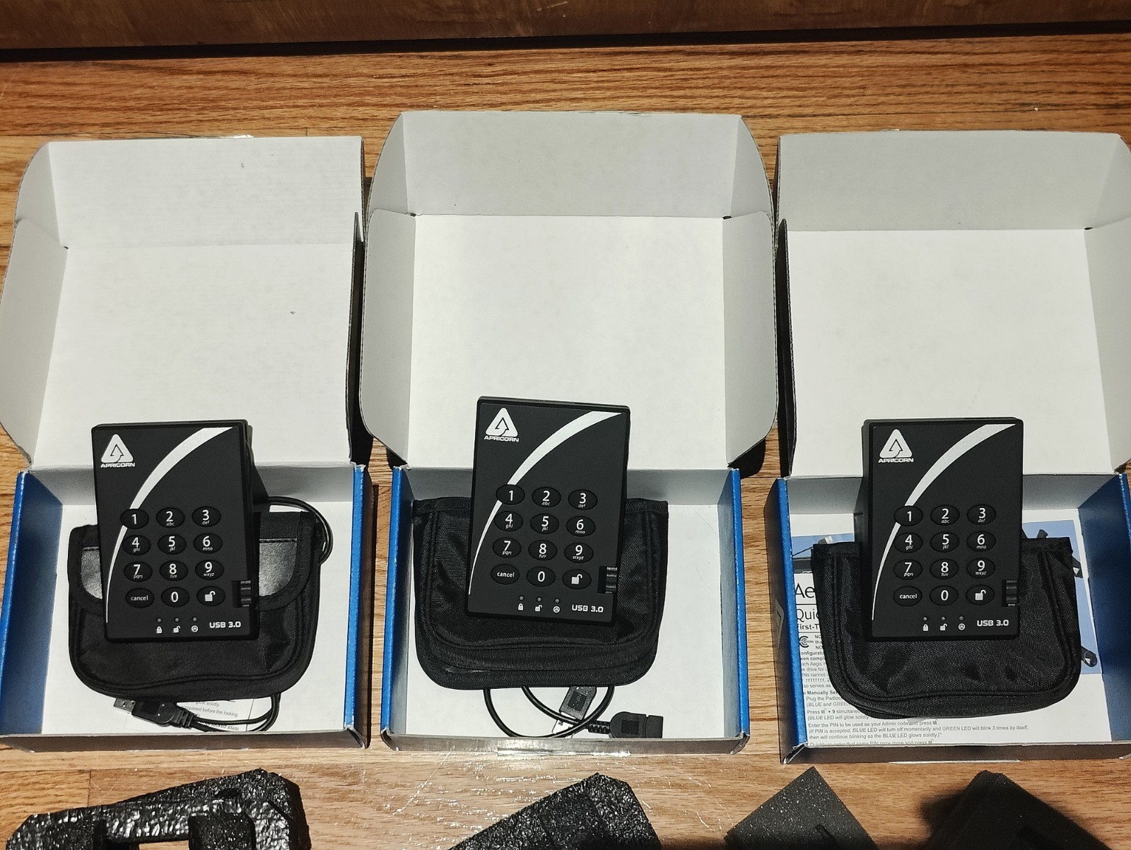 Apricorn Aegis Padlock  3.0 A25-3PL256-500 USB 500 GB Encrypted External Drive