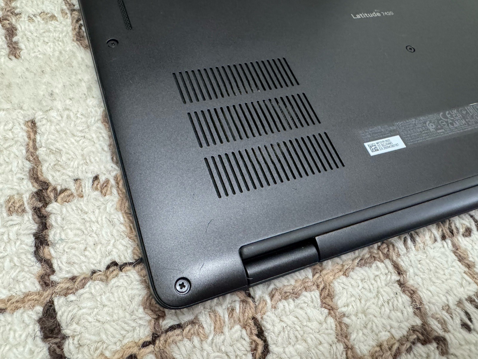 Dell Latitude 7420 14″ i7-1185G7 @ 3.0GHz 256GB SSD, 16GB RAM – Free Shipping!