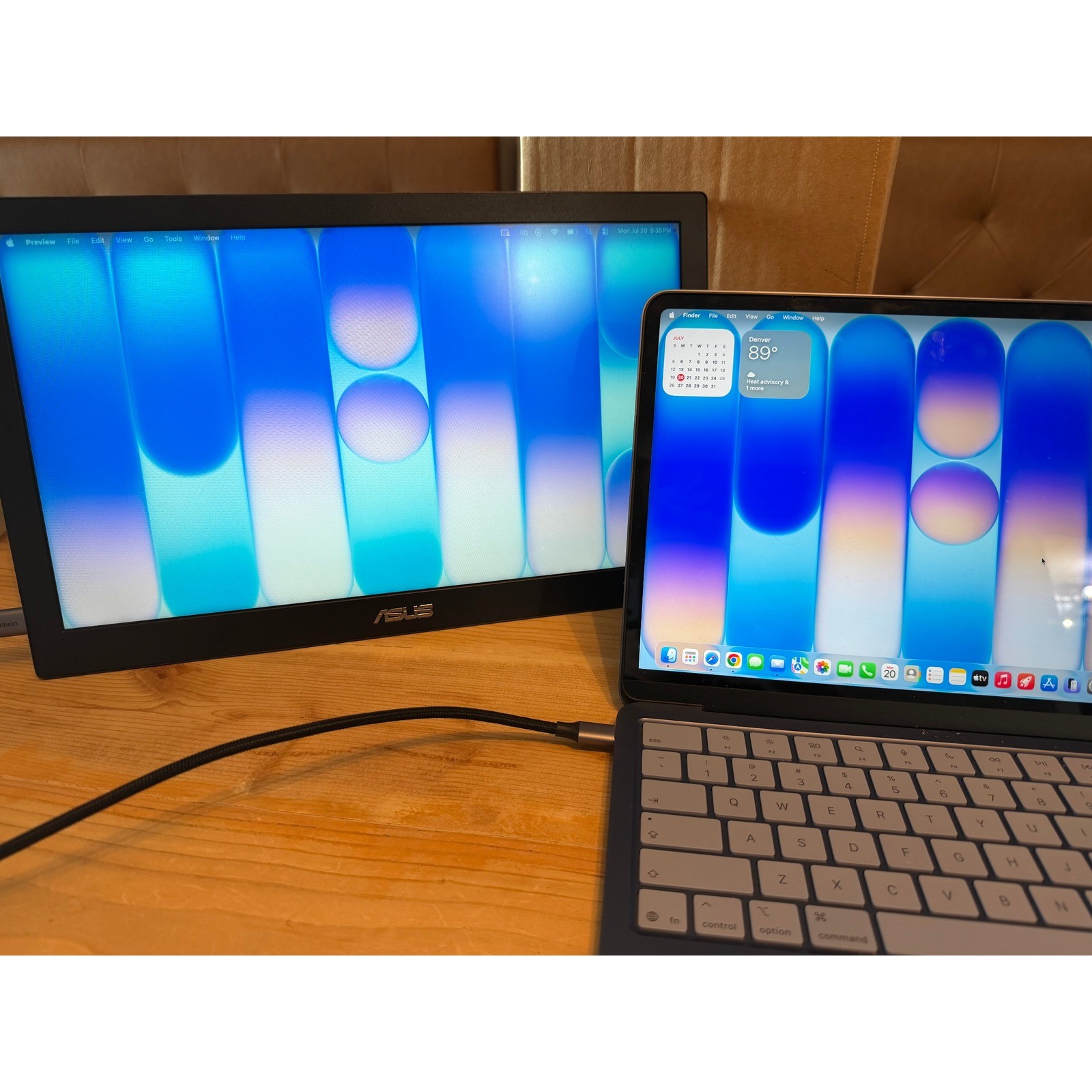ASUS ZenScreen MB168B Portable USB Monitor 15.6 Inch Black with Smart Case