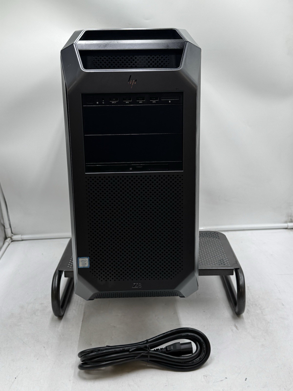 HP Z8 G4 Workstation Xeon(R) Silver 4214 @2.20GHz 32GB RAM NO HDD,OS GPU N P1000