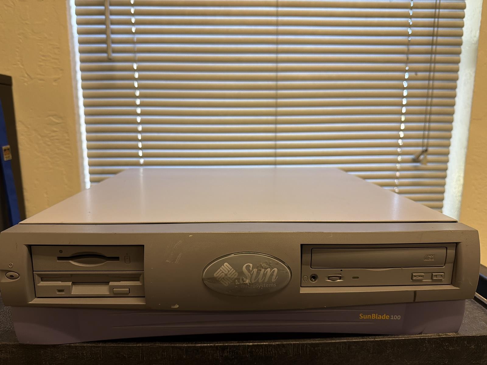 SUN MICROSYSTEMS SUNBLADE 100, 512MB RAM, NO HDD, SEE PHOTOS