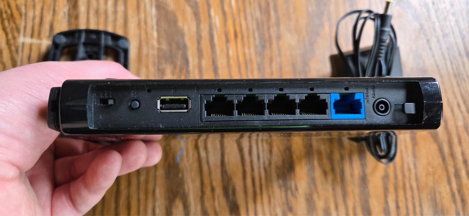 Buffalo AirStation G300 Gigabit Open Source DD-WRT Wireless Router