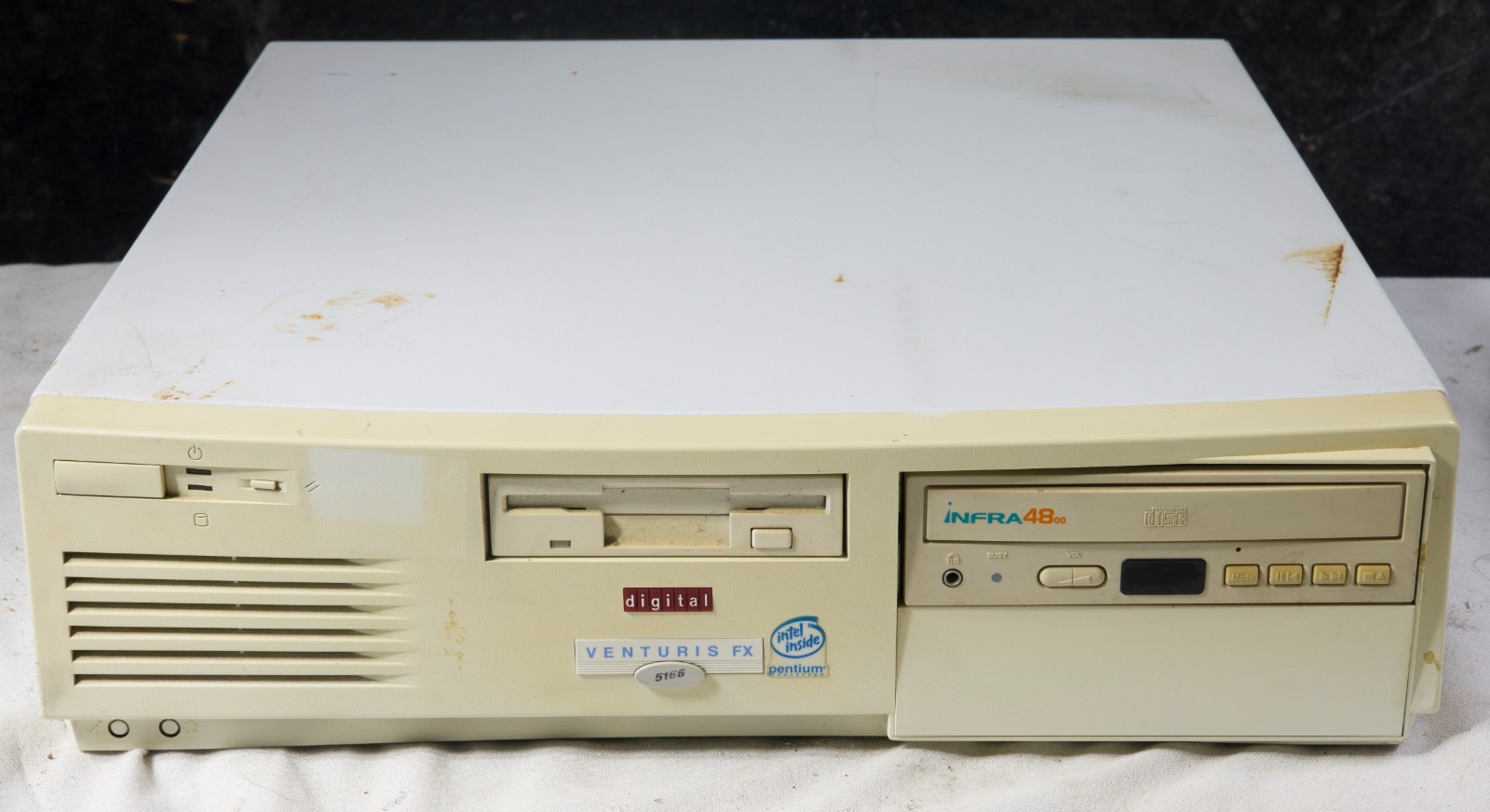 Vintage DEC Venturis FX 5166 Pentium 166MHz 80MB RAM 2.4GB tested to boot Win95