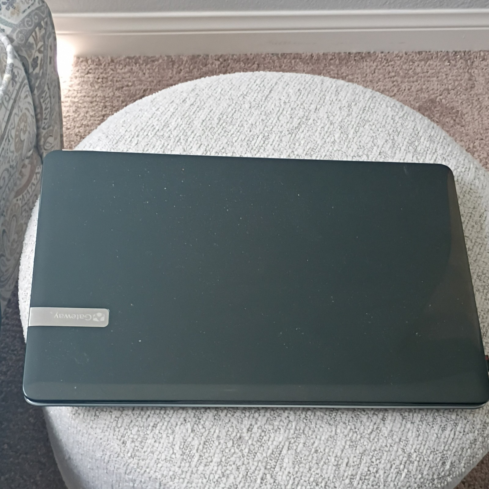 Gateway NE56Ru Laptop