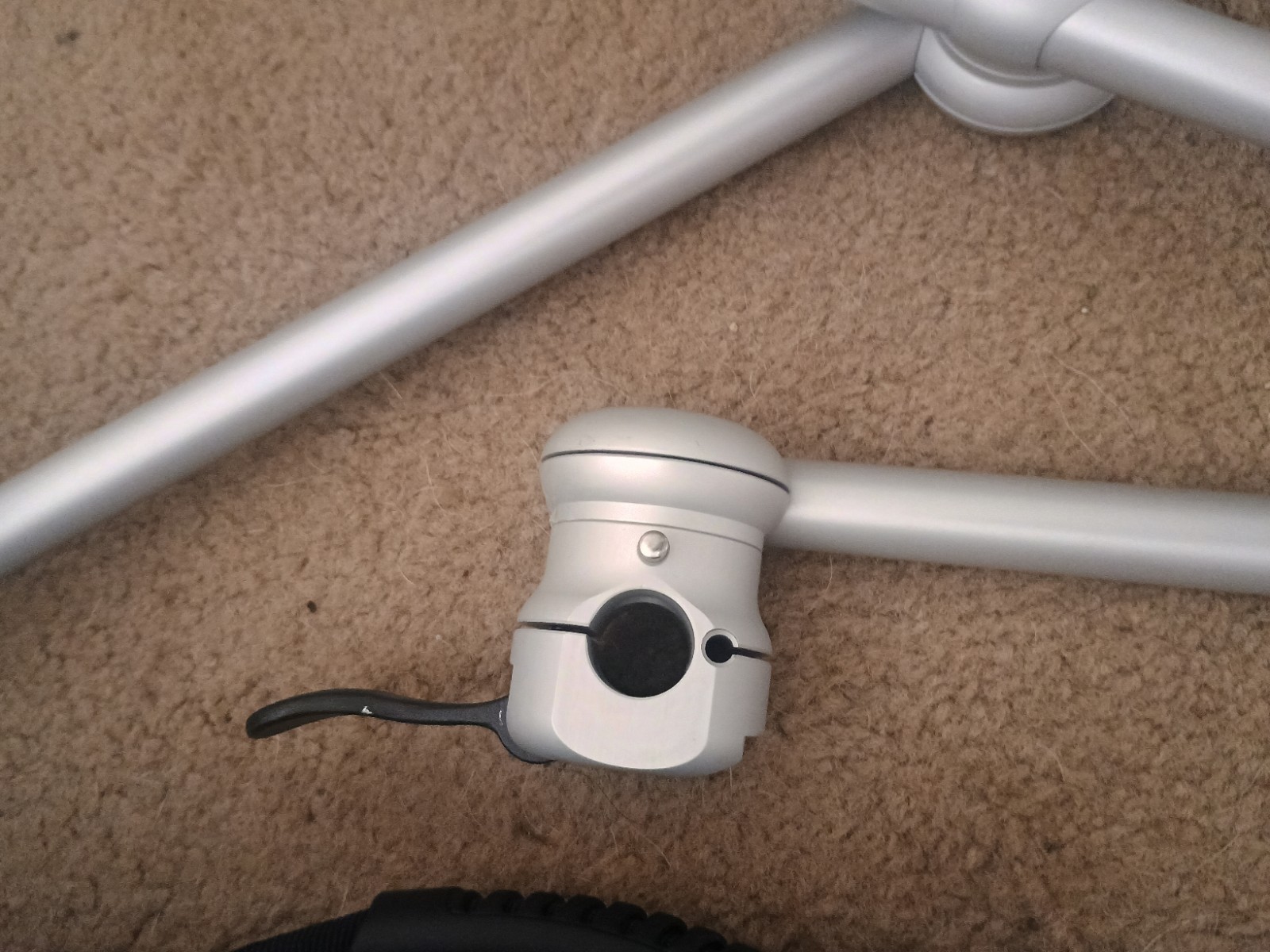 ConnectIT Foldable Floor Stand Adjustable Base TOBII DYNAVOX & Rolling Case