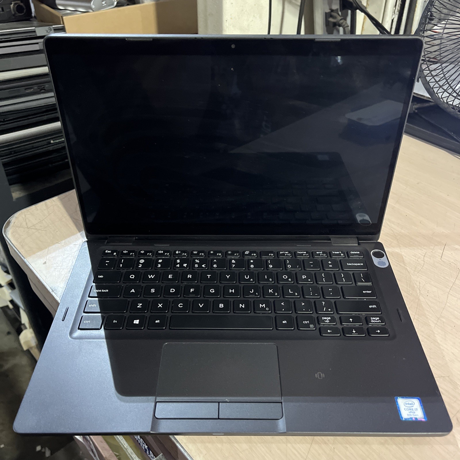 DELL LATITUDE 5300 2 IN 1 INTEL CORE I7-8665U 1.90GHZ 16GB RAM NO HD / TOUCH “