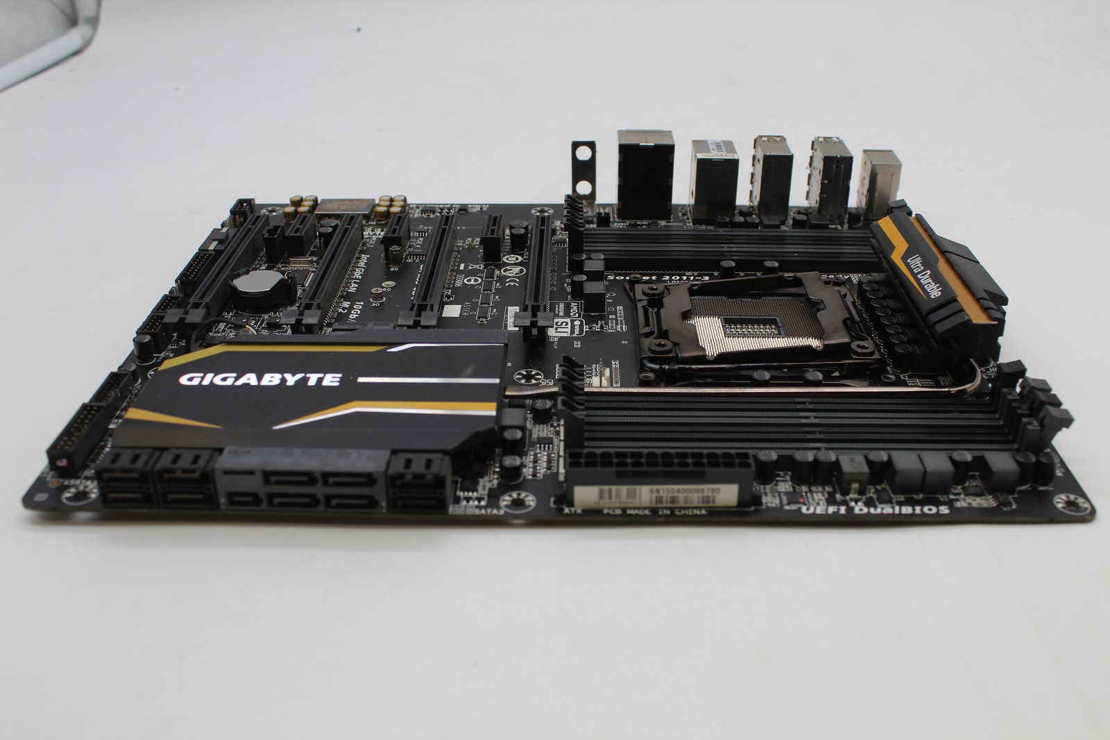 Gigabyte GA-X99-UD4 LGA 2011-V3 DDR4 Intel X99 Motherboard PC1721898
