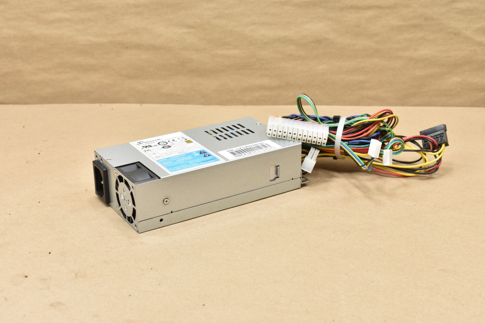 Seasonic SS-250SU, 250W, 100-240V, 50-60HZ, Active PFC Power Supply